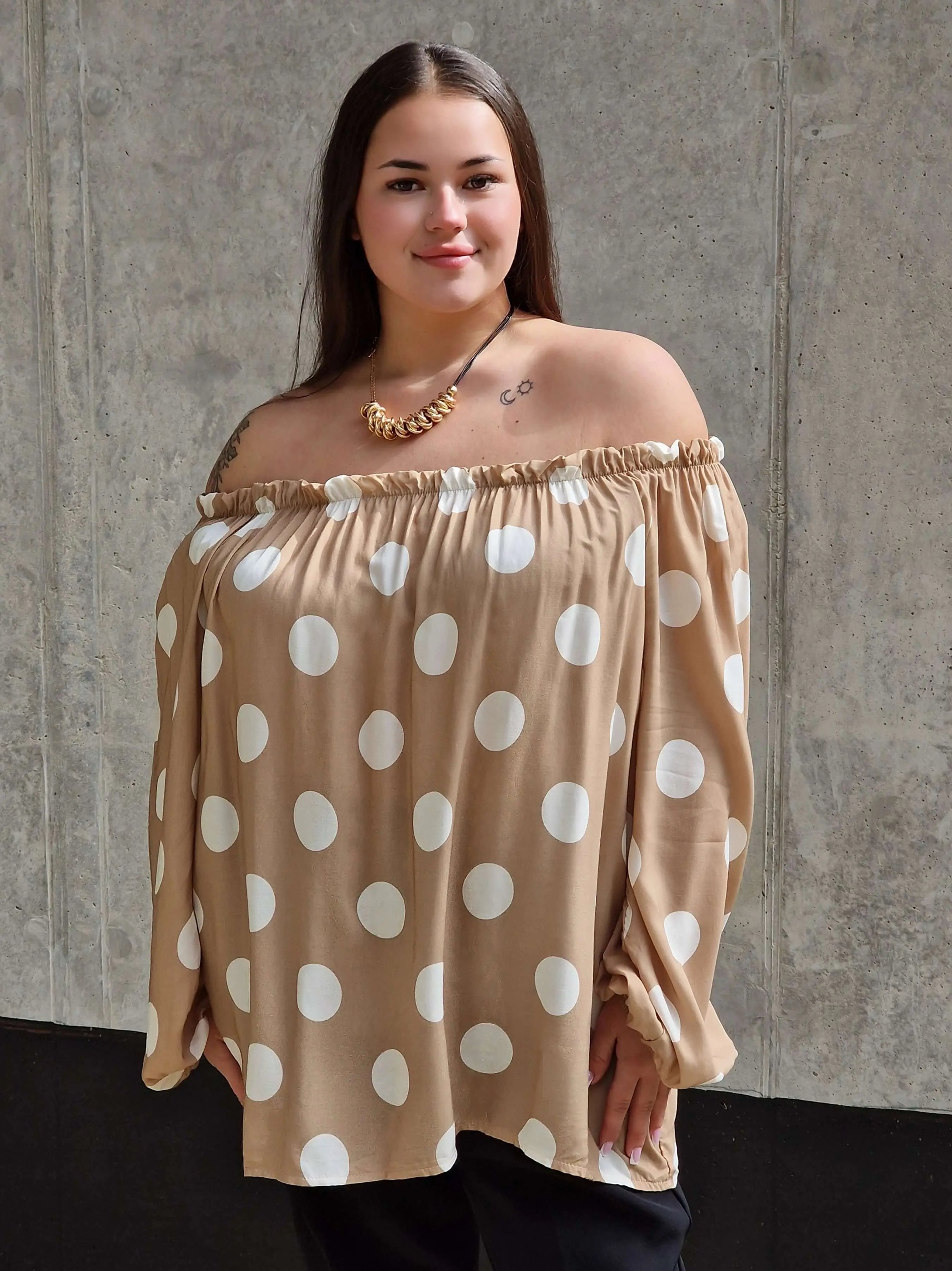 Bluzka hiszpanka w groszki Stylowa XL