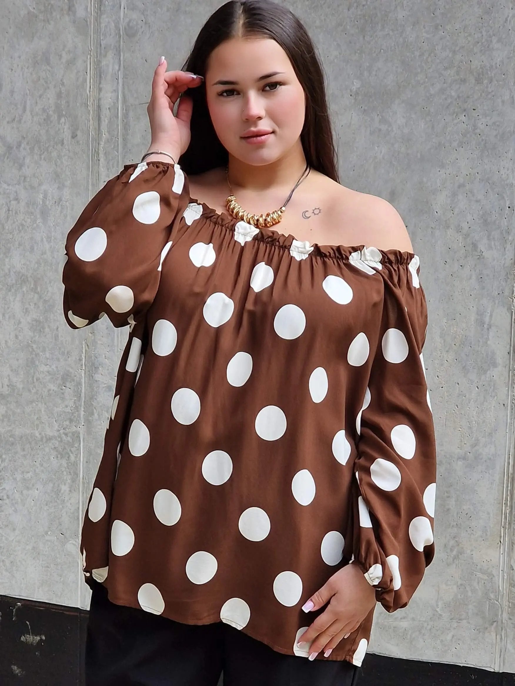 Bluzka hiszpanka w groszki Stylowa XL