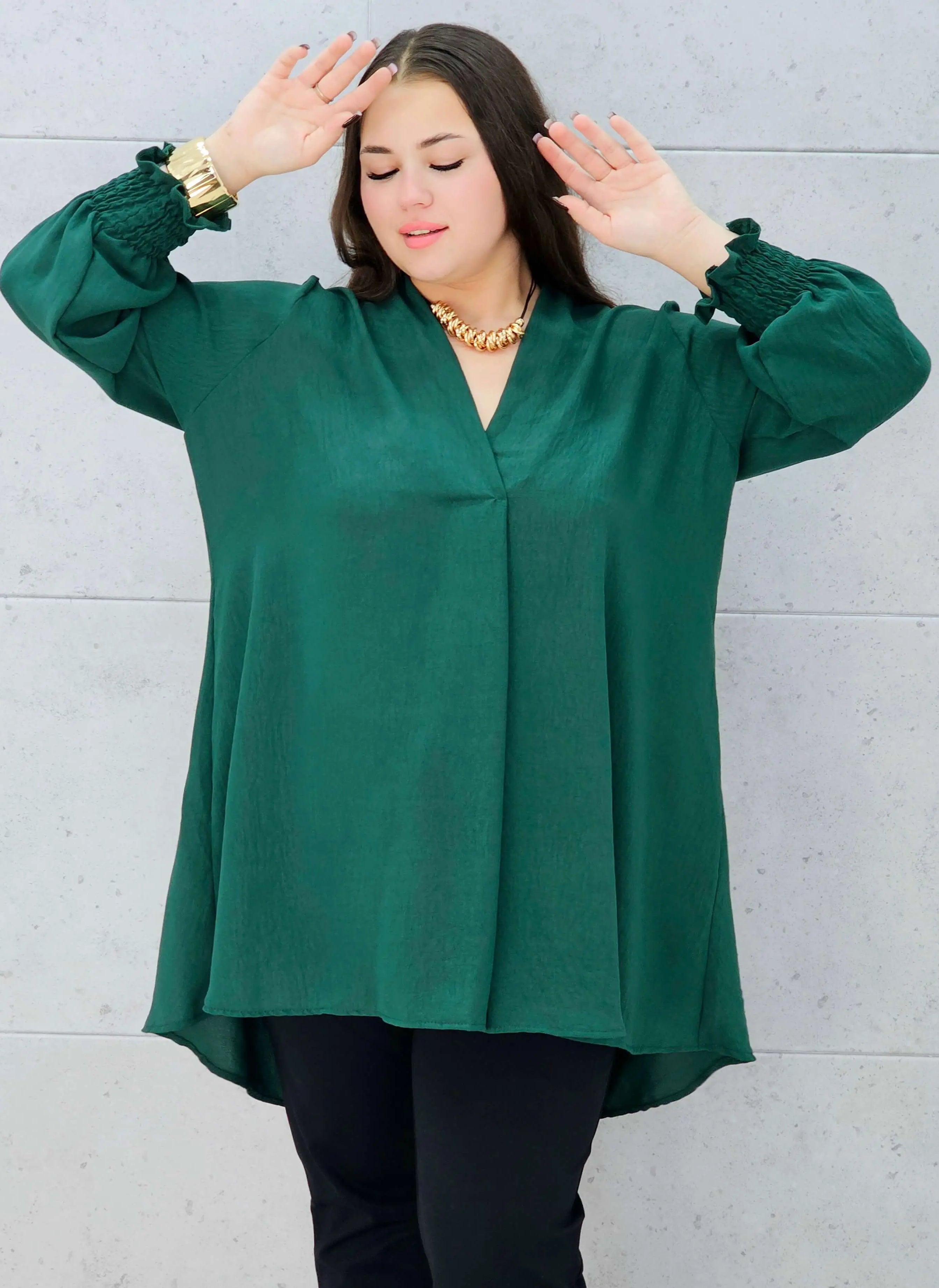 zielona bluzka z dekoltem v plus size Stylowa XL – długa