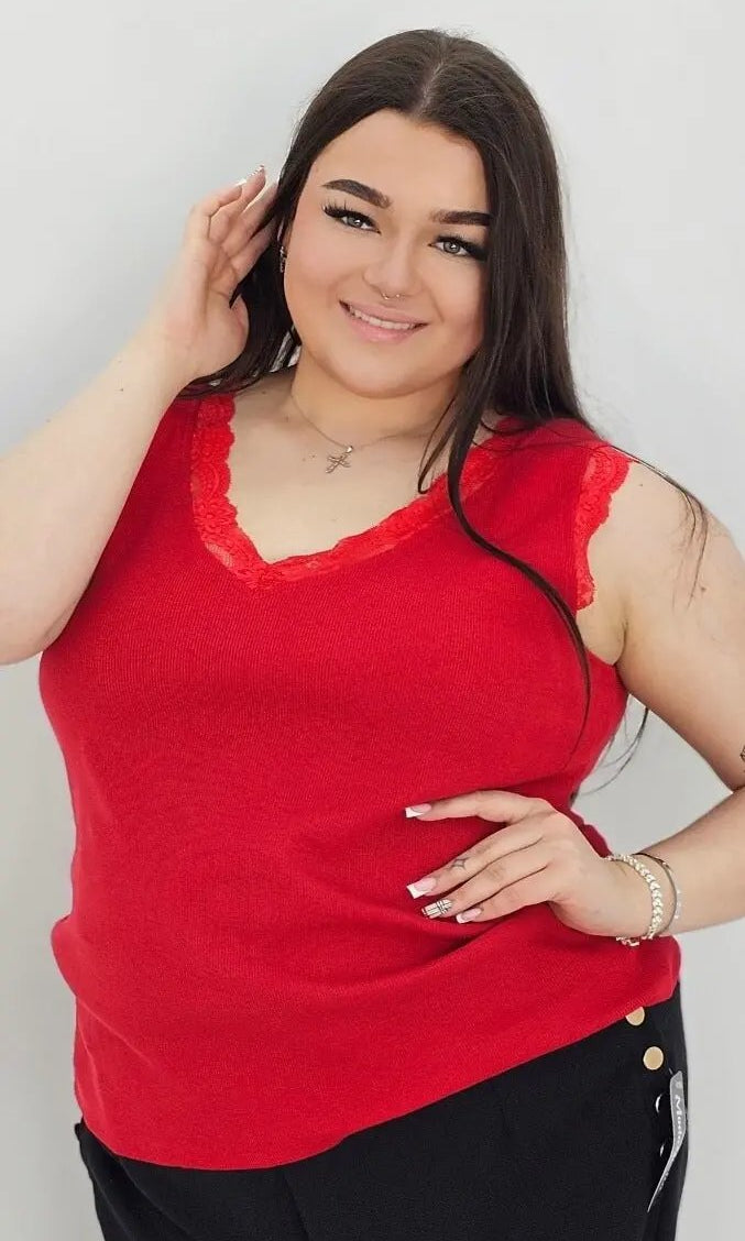 Bluzka na Cienkich Ramiączkach z Dekoltem V i Koronkowymi Wykończeniami - różne kolory Stylowa XL