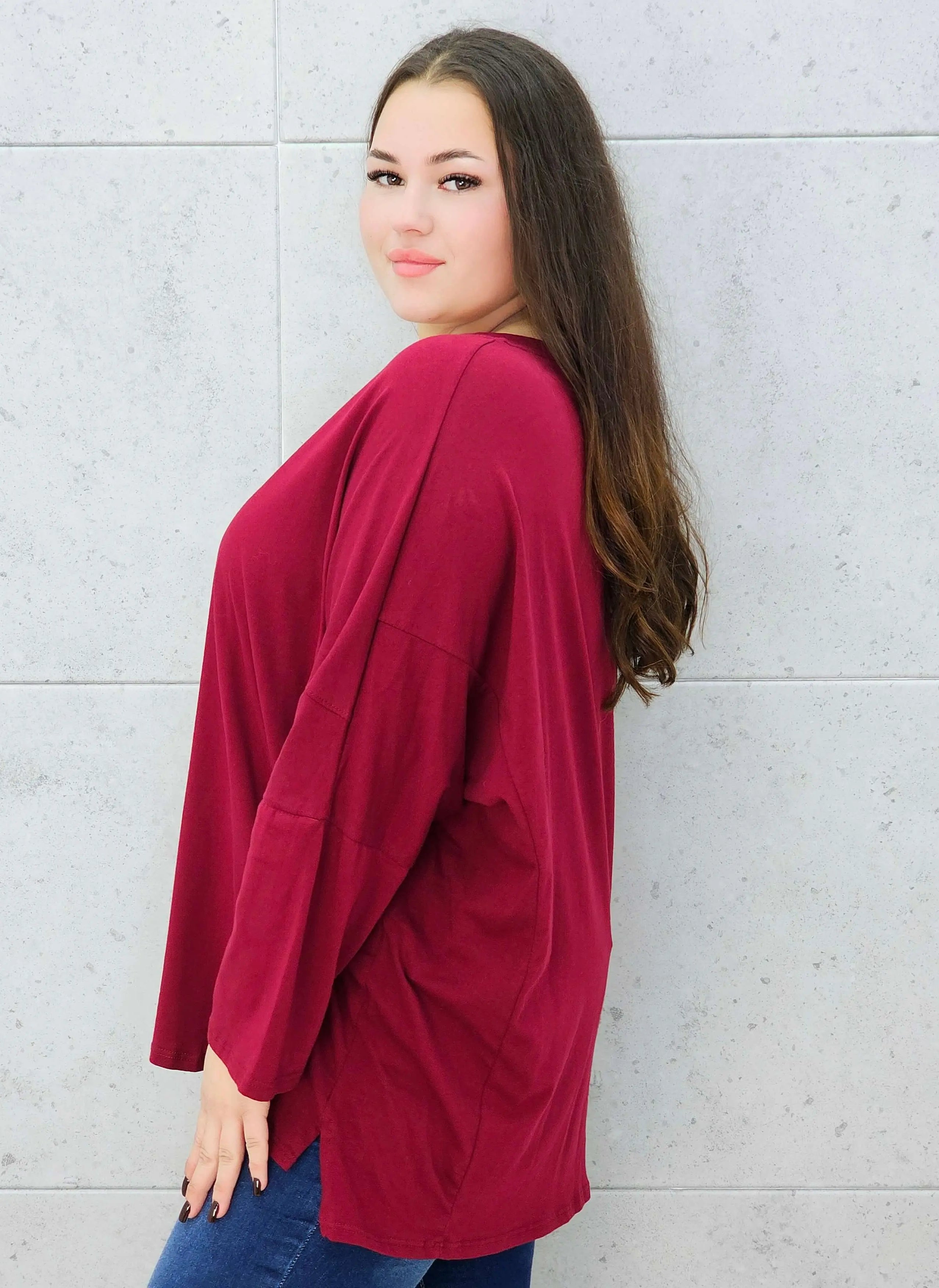 bluzka basic oversize bordowa plus size – bok