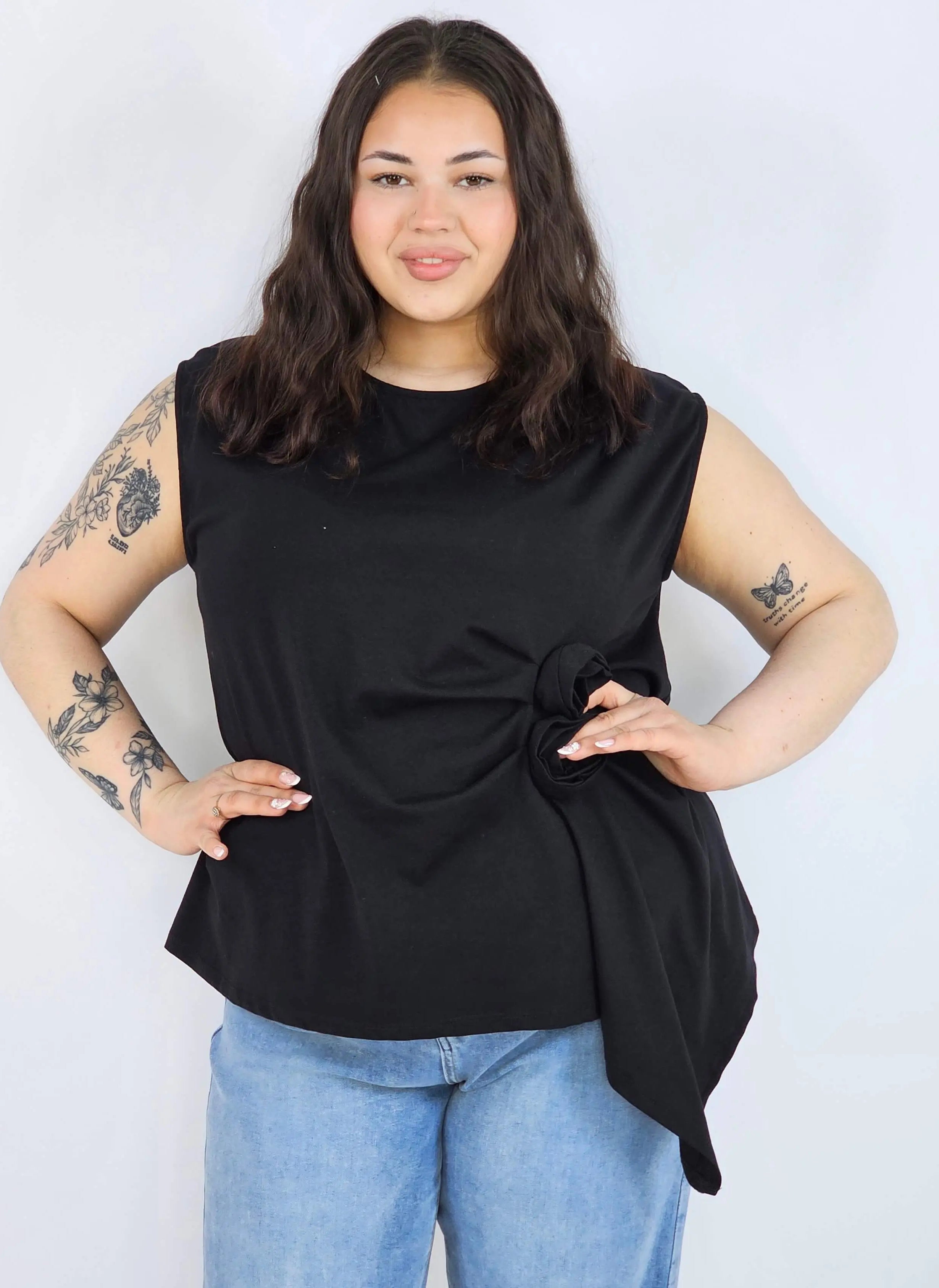 Bluzka plus size XXL elegancka – idealna pod marynarkę i na wyjątkowe okazje Stylowa XL