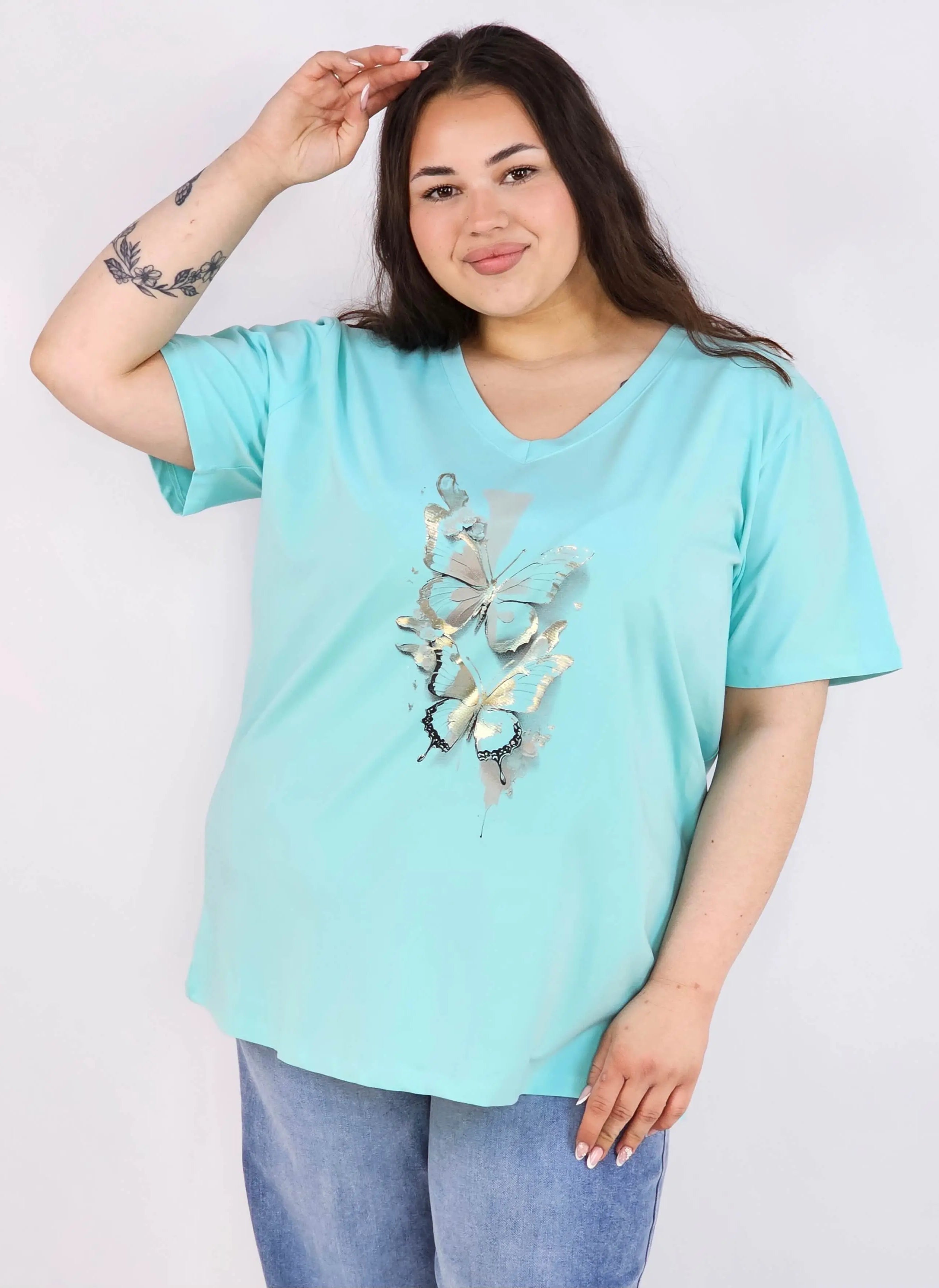 Bluzka plus size XXL z motywem motyli – kobieca i stylowa na co dzień Stylowa XL