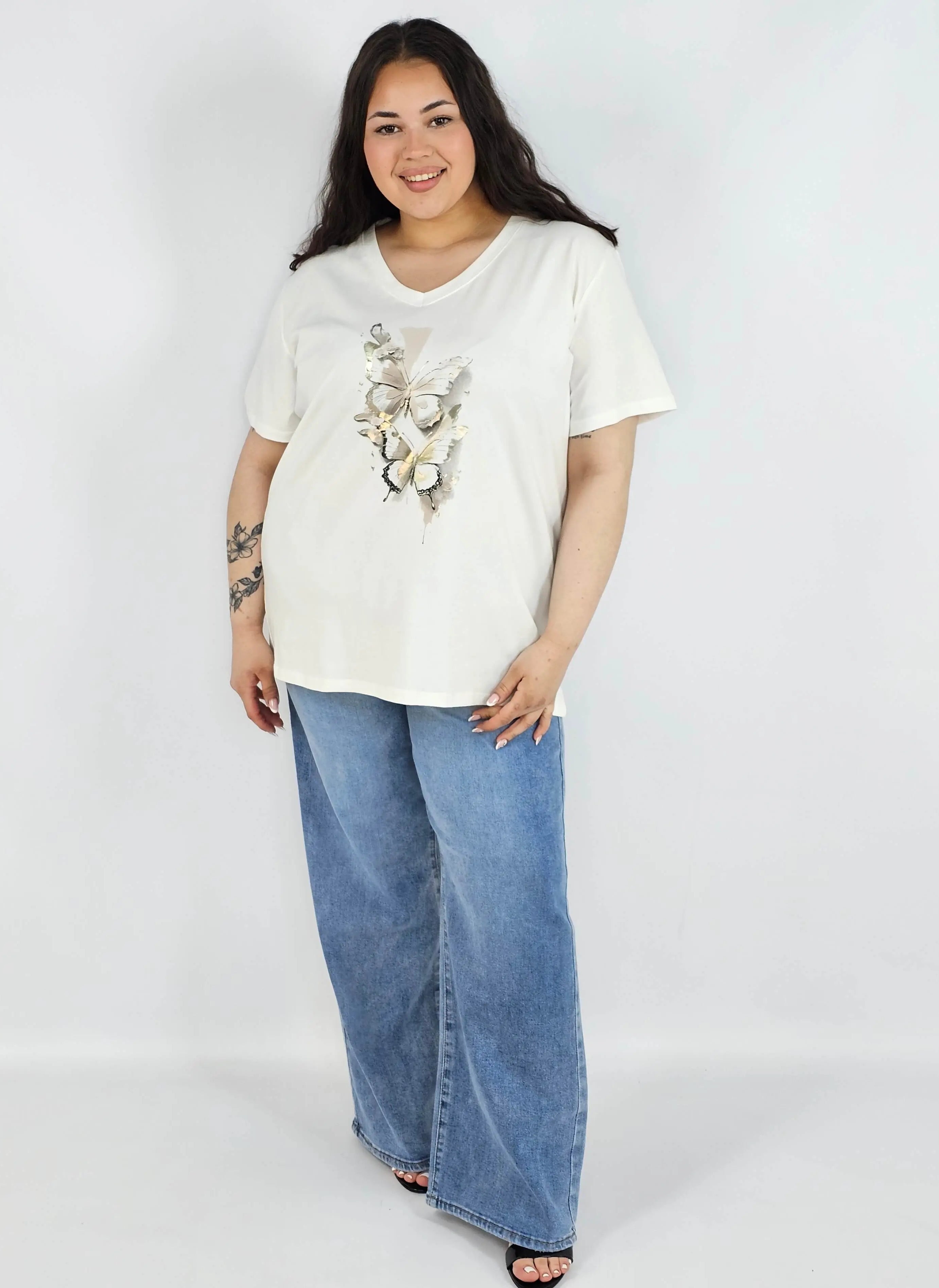 Bluzka plus size XXL z motywem motyli – kobieca i stylowa na co dzień Stylowa XL