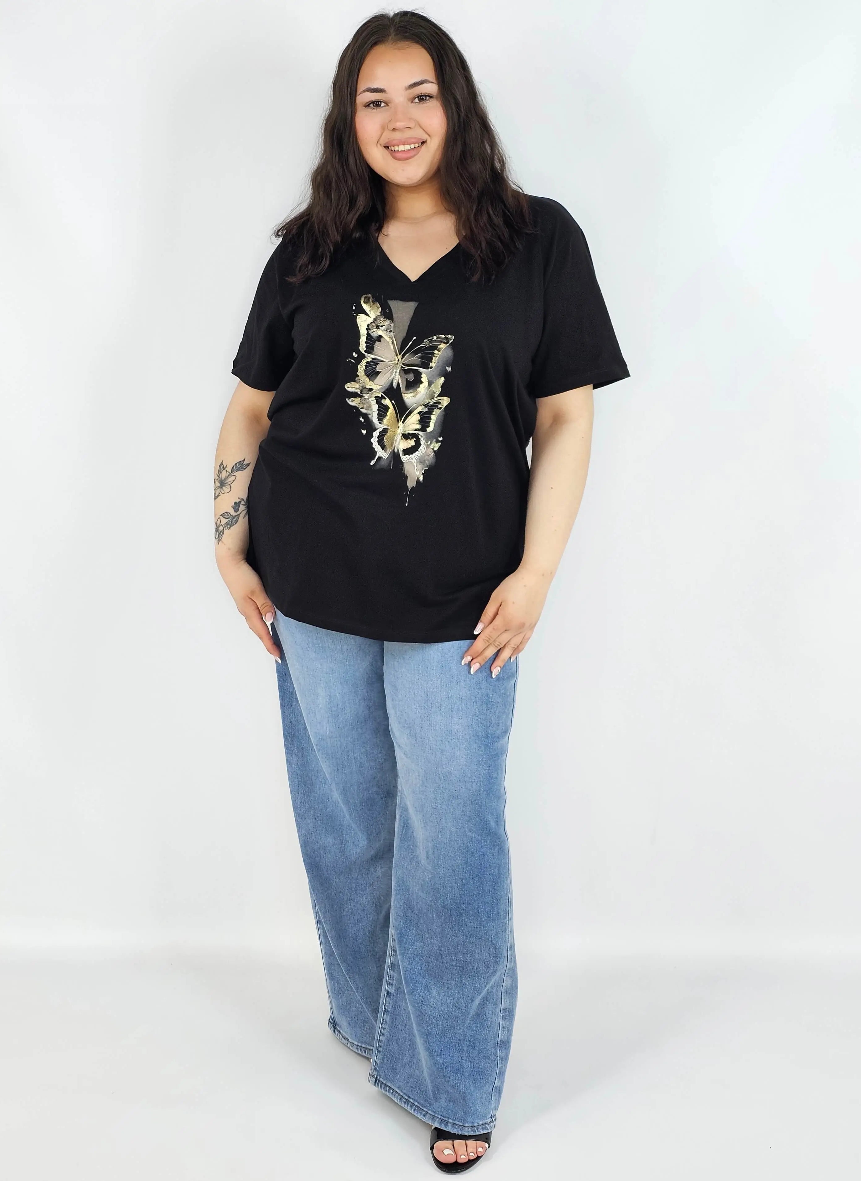 Bluzka plus size XXL z motywem motyli – kobieca i stylowa na co dzień Stylowa XL