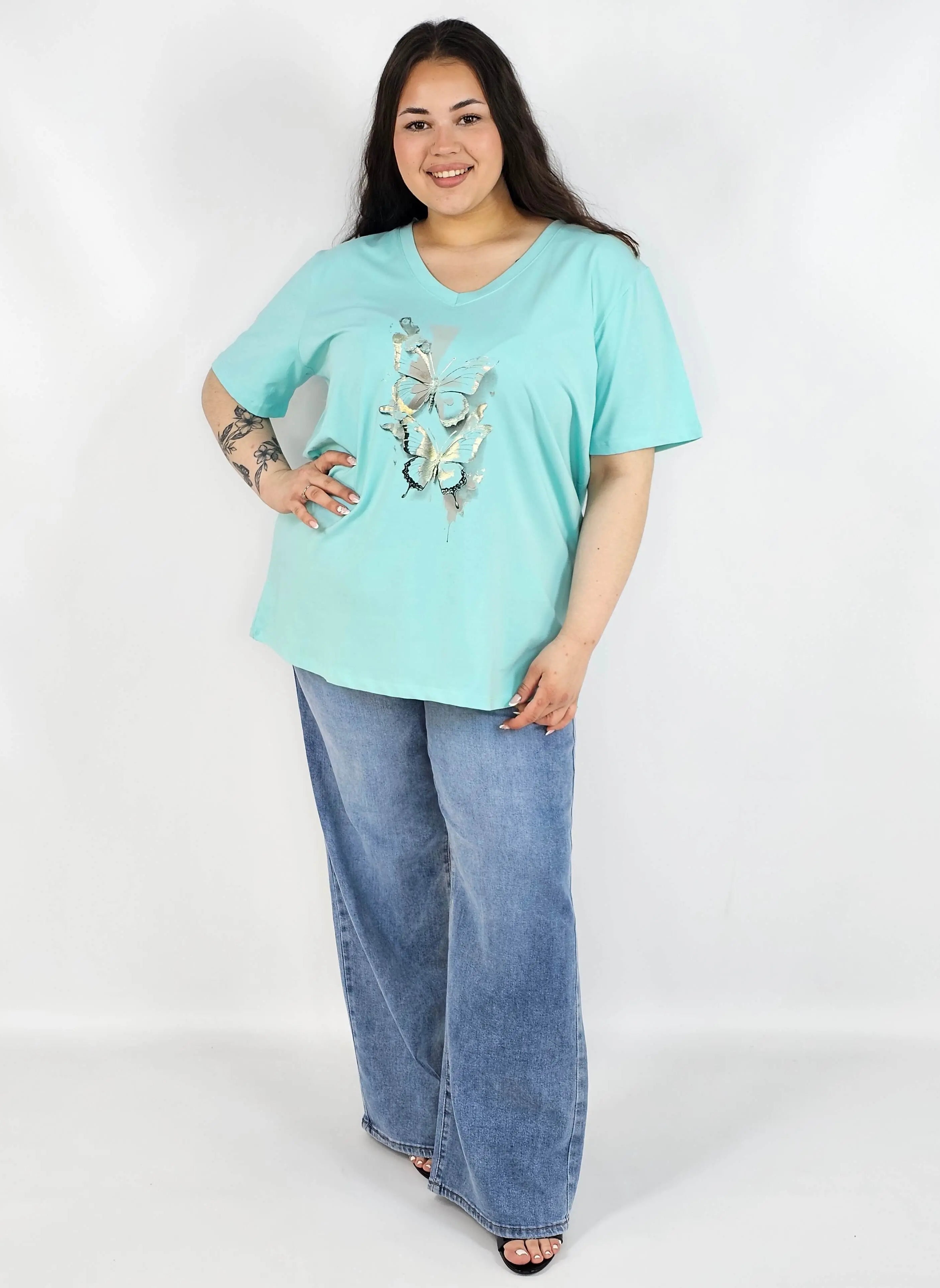 Bluzka plus size XXL z motywem motyli – kobieca i stylowa na co dzień Stylowa XL
