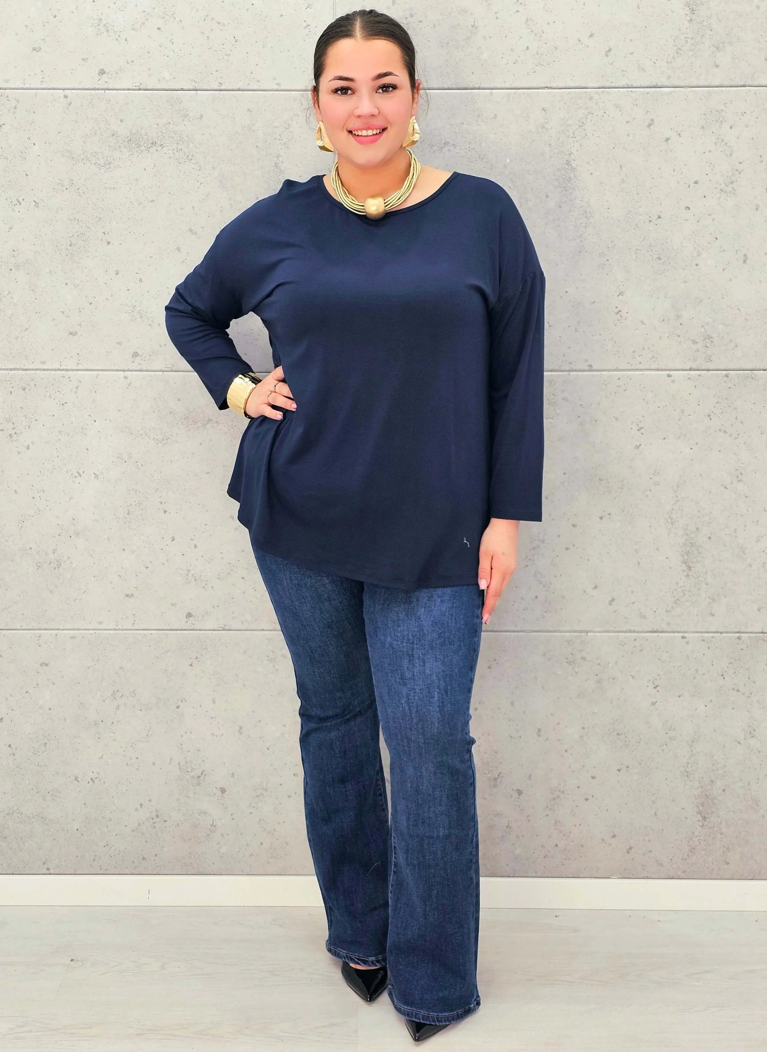 Bluzka plus size – elegancka i wygodna odzież XXL Stylowa XL
