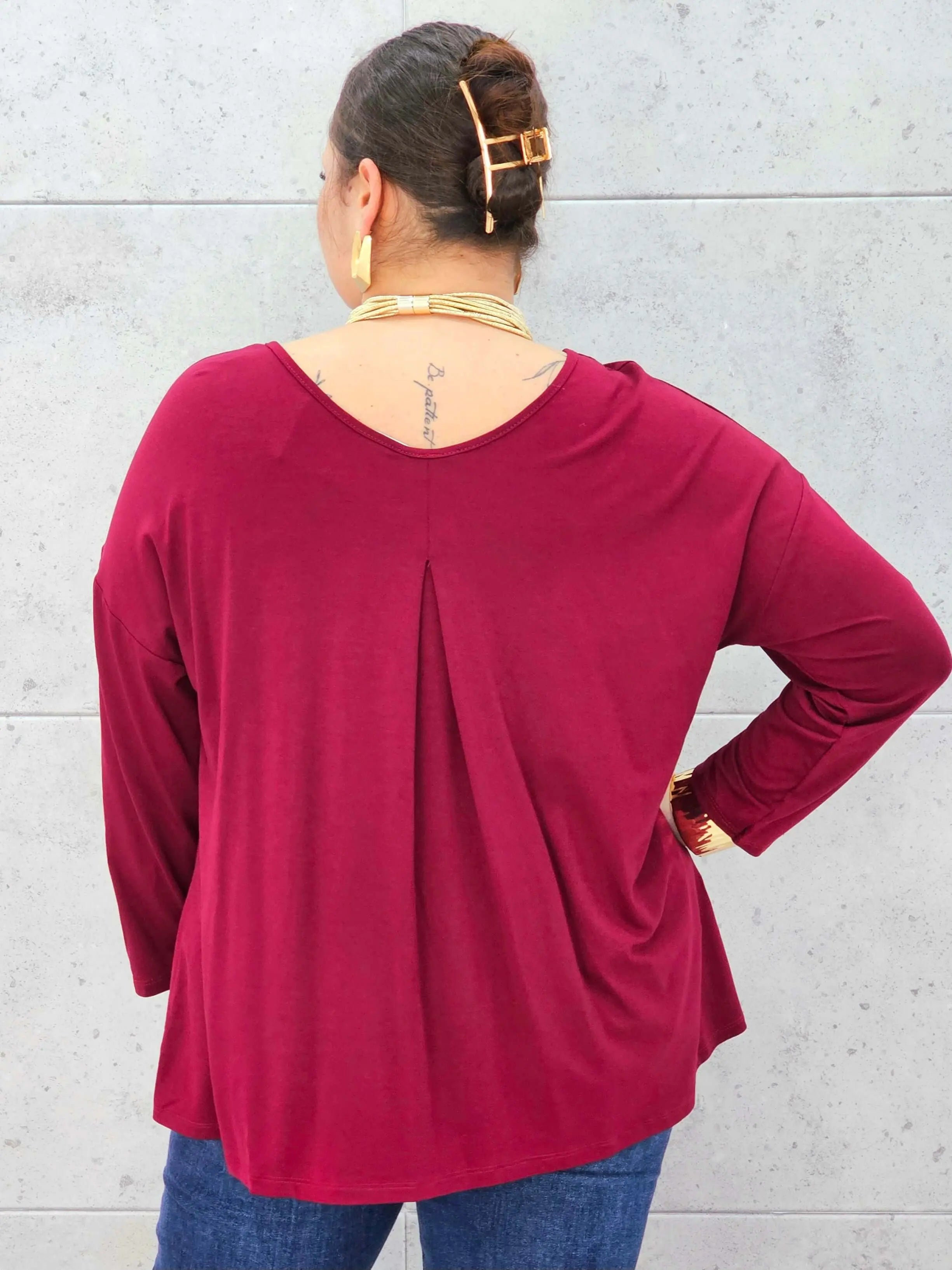 Bluzka plus size – elegancka i wygodna odzież XXL Stylowa XL