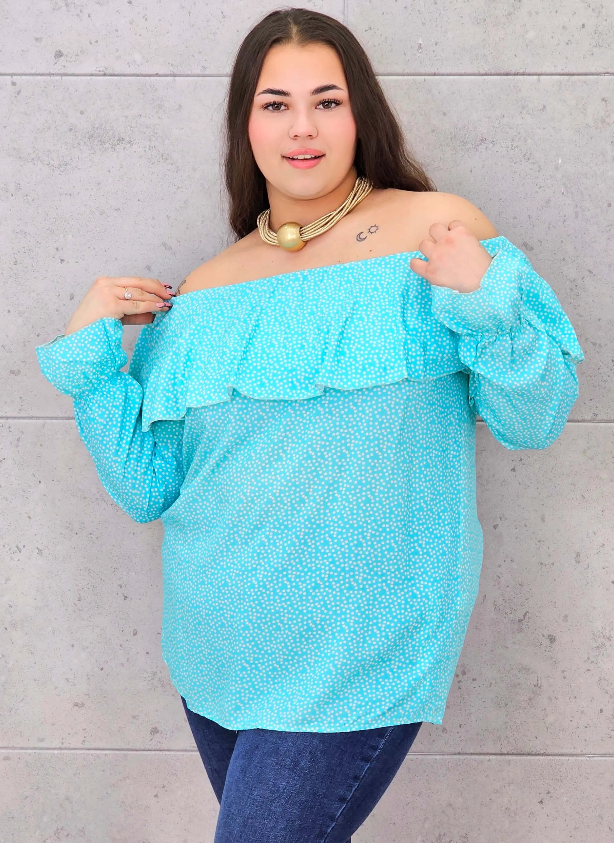Bluzka plus size – hiszpanka o zwiewnym i kobiecym fasonie XXL Stylowa XL