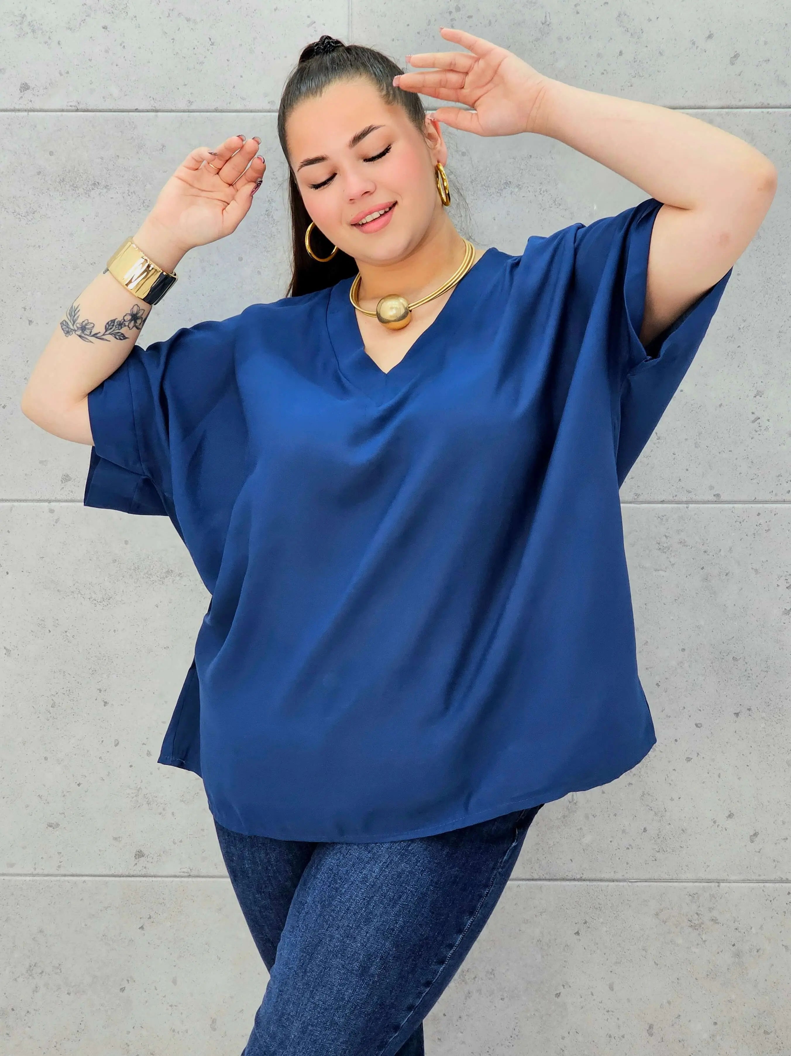 Bluzka plus size – klasyczna prostota w świeżym wydaniu Stylowa XL