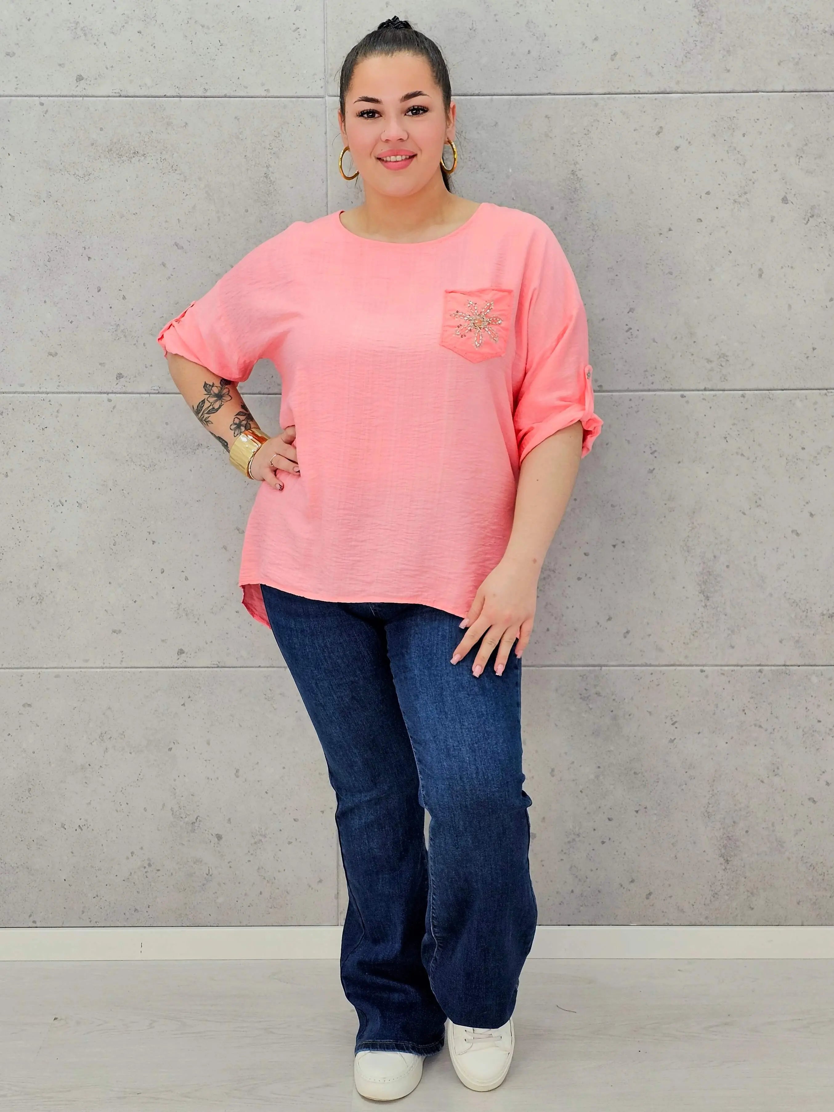 Bluzka plus size – lekka, zwiewna i stylowa Stylowa XL