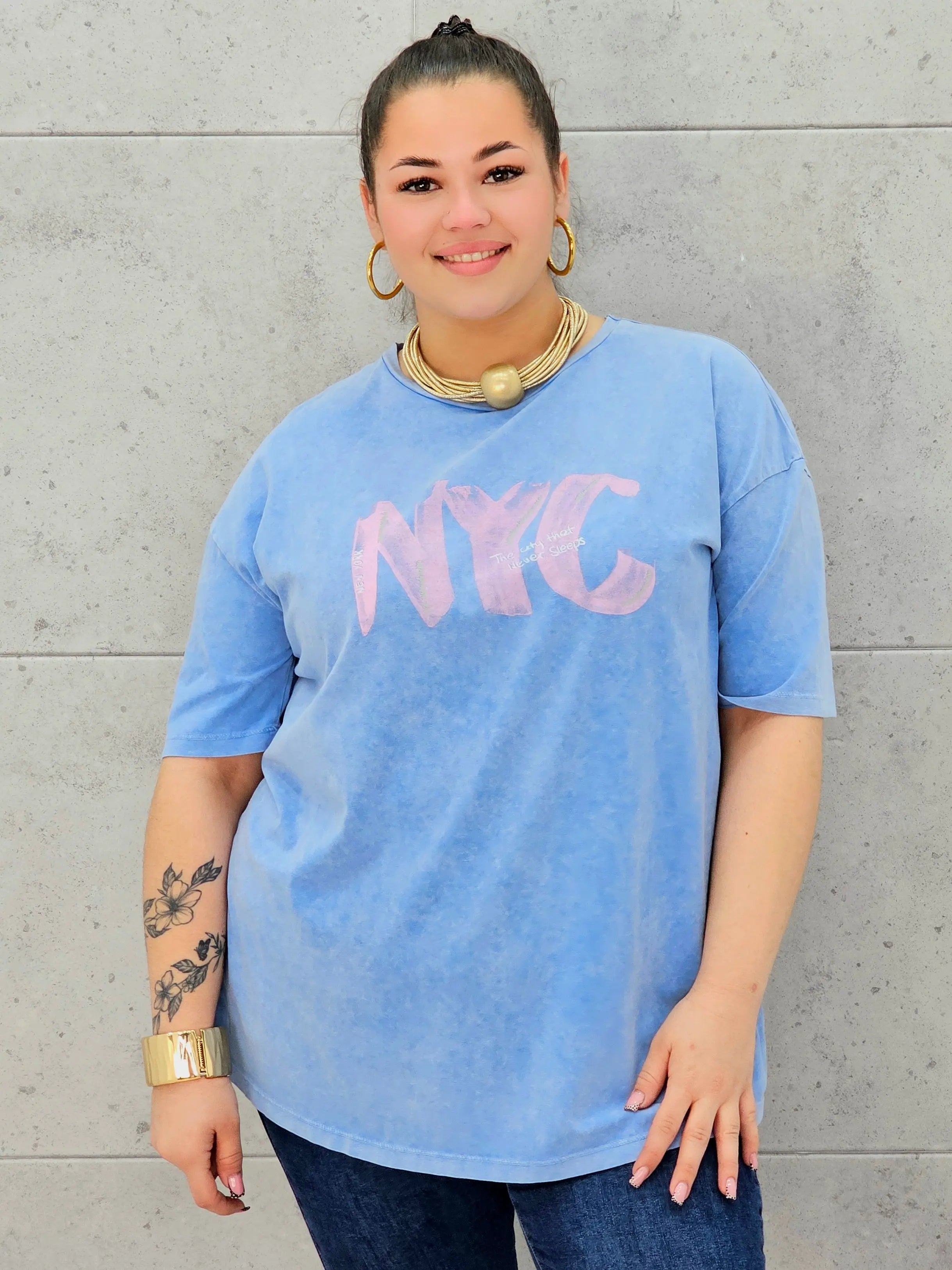 Bluzka plus size – miejski luz i wygoda w stylu casual Stylowa XL