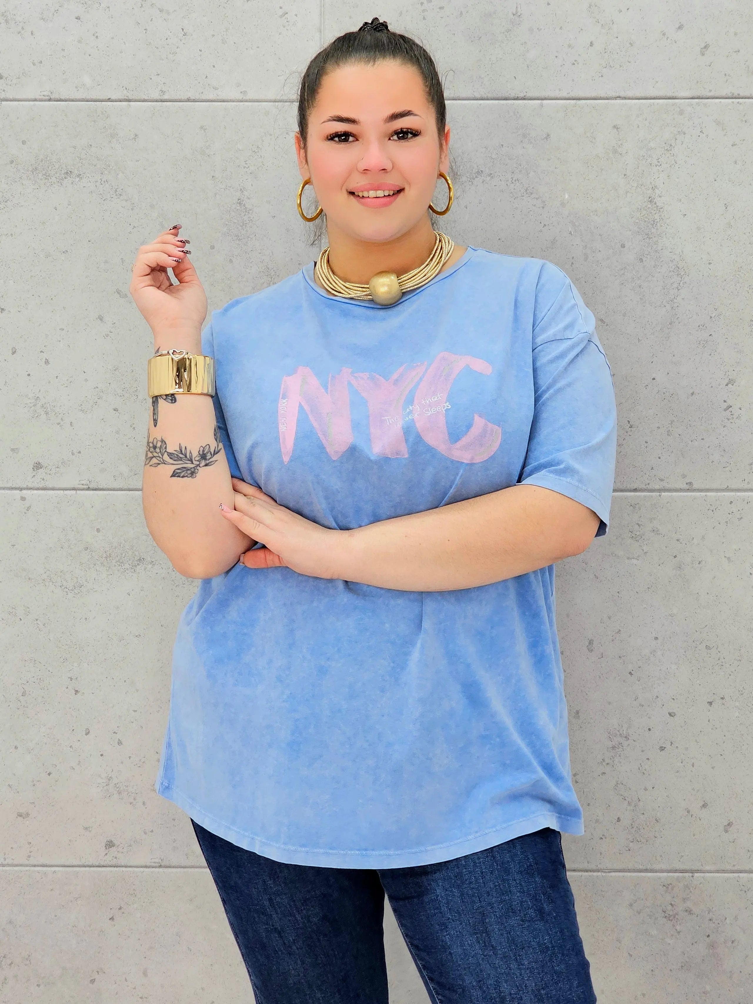 Bluzka plus size – miejski luz i wygoda w stylu casual Stylowa XL