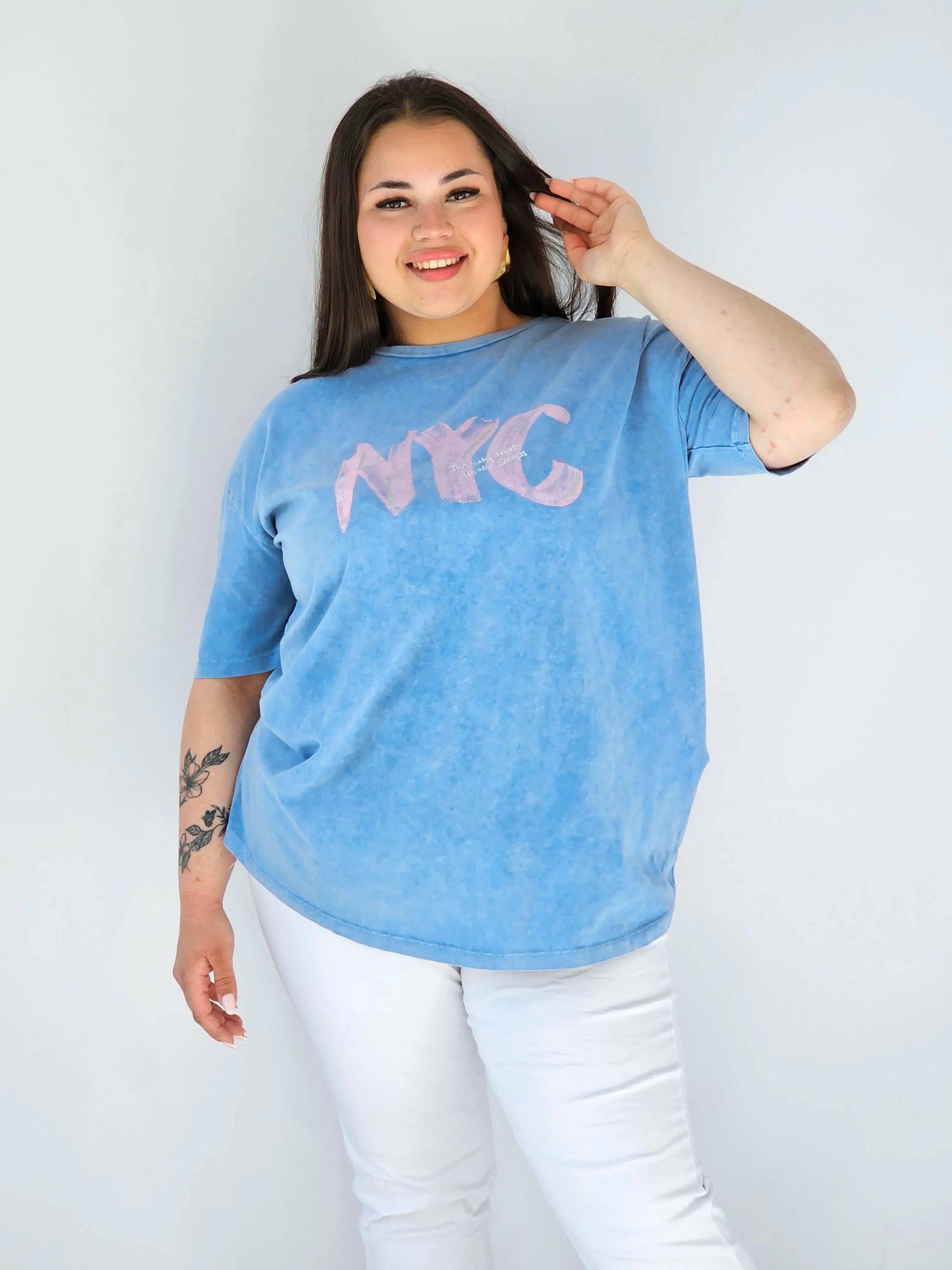 Bluzka plus size – miejski luz i wygoda w stylu casual Stylowa XL