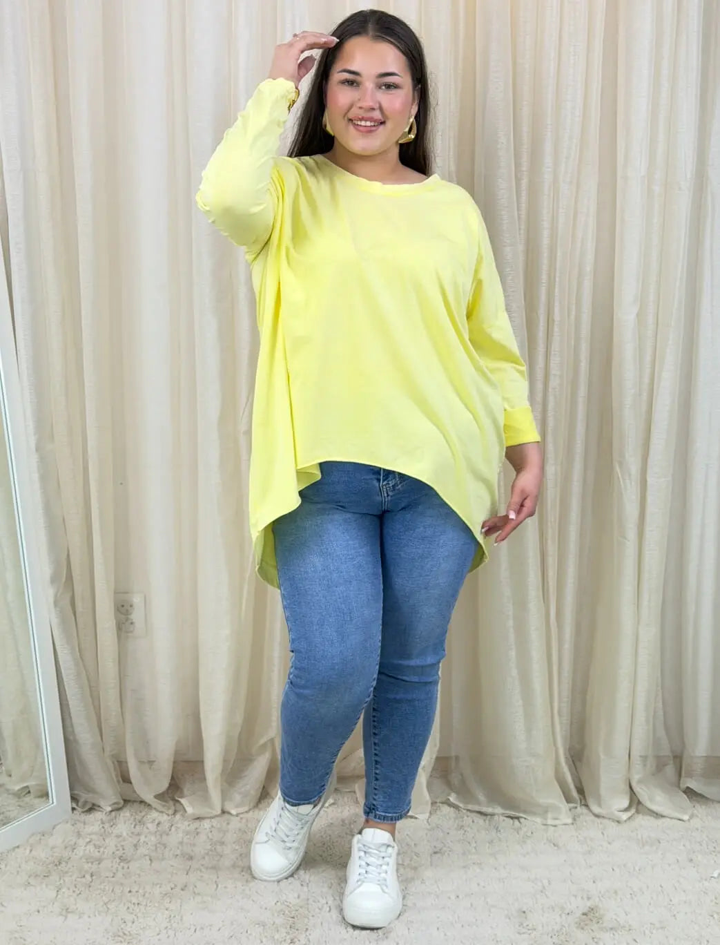 Bluzka plus size asymetryczna basic – wygodna bluzka XXL do codziennych stylizacji Stylowa XL