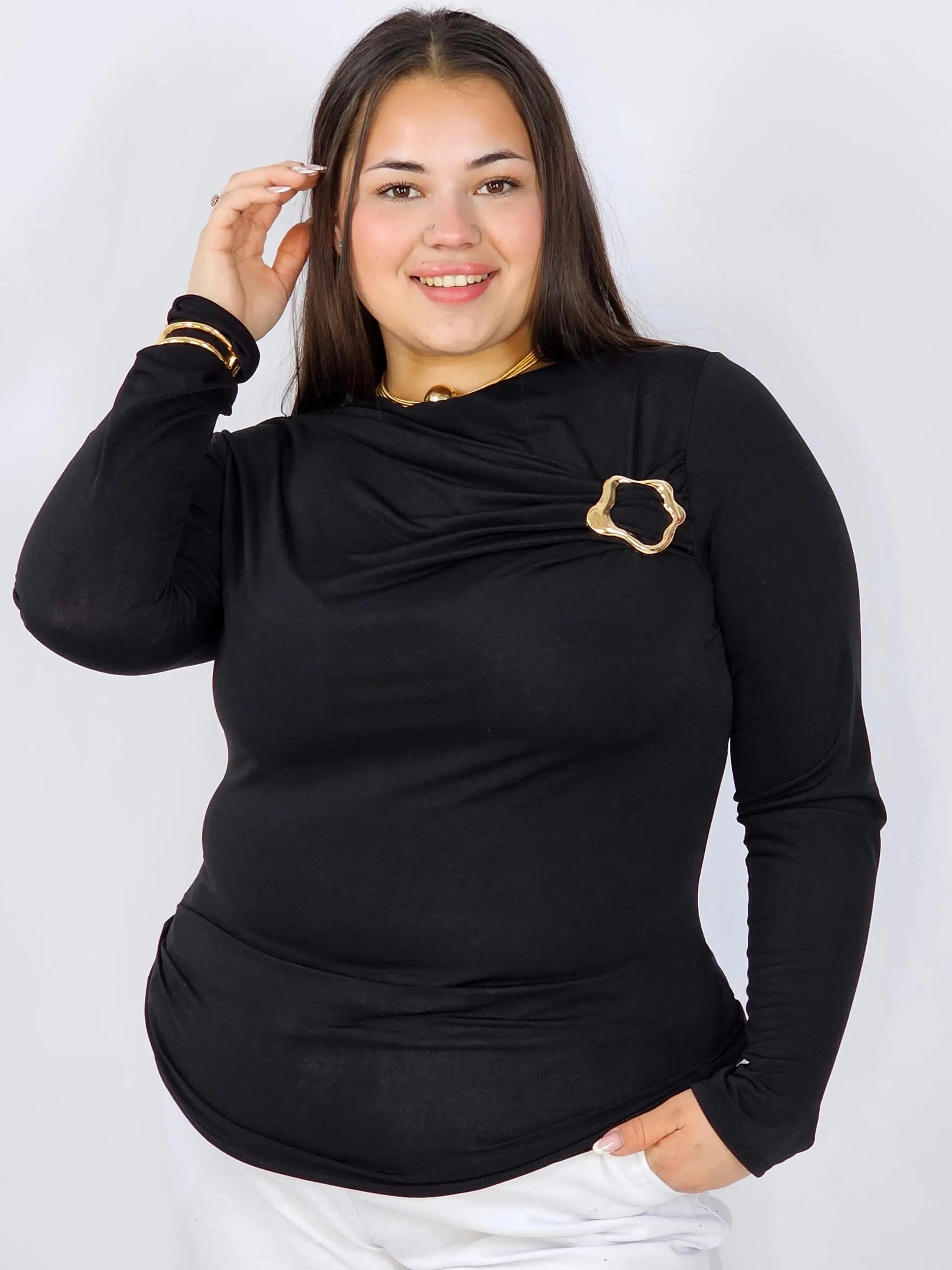Bluzka plus size elegancka z ozdobną klamrą – dopasowana i stylowa Stylowa XL