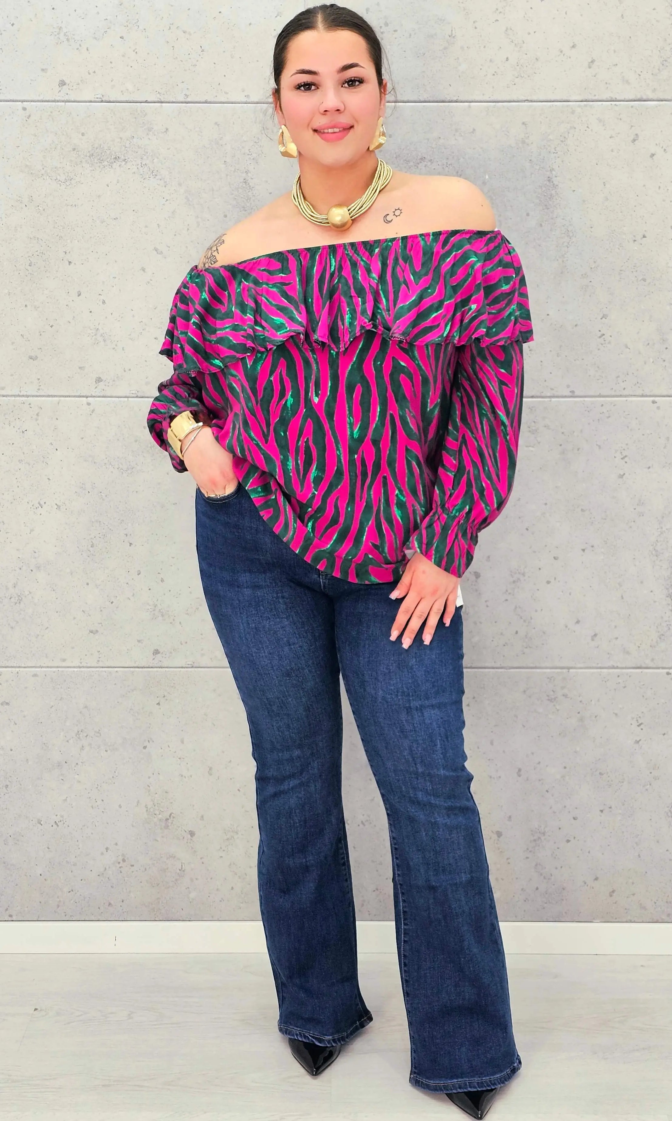 Bluzka plus size hiszpanka w kolorowy print – modna propozycja dla kobiet XXL Stylowa XL