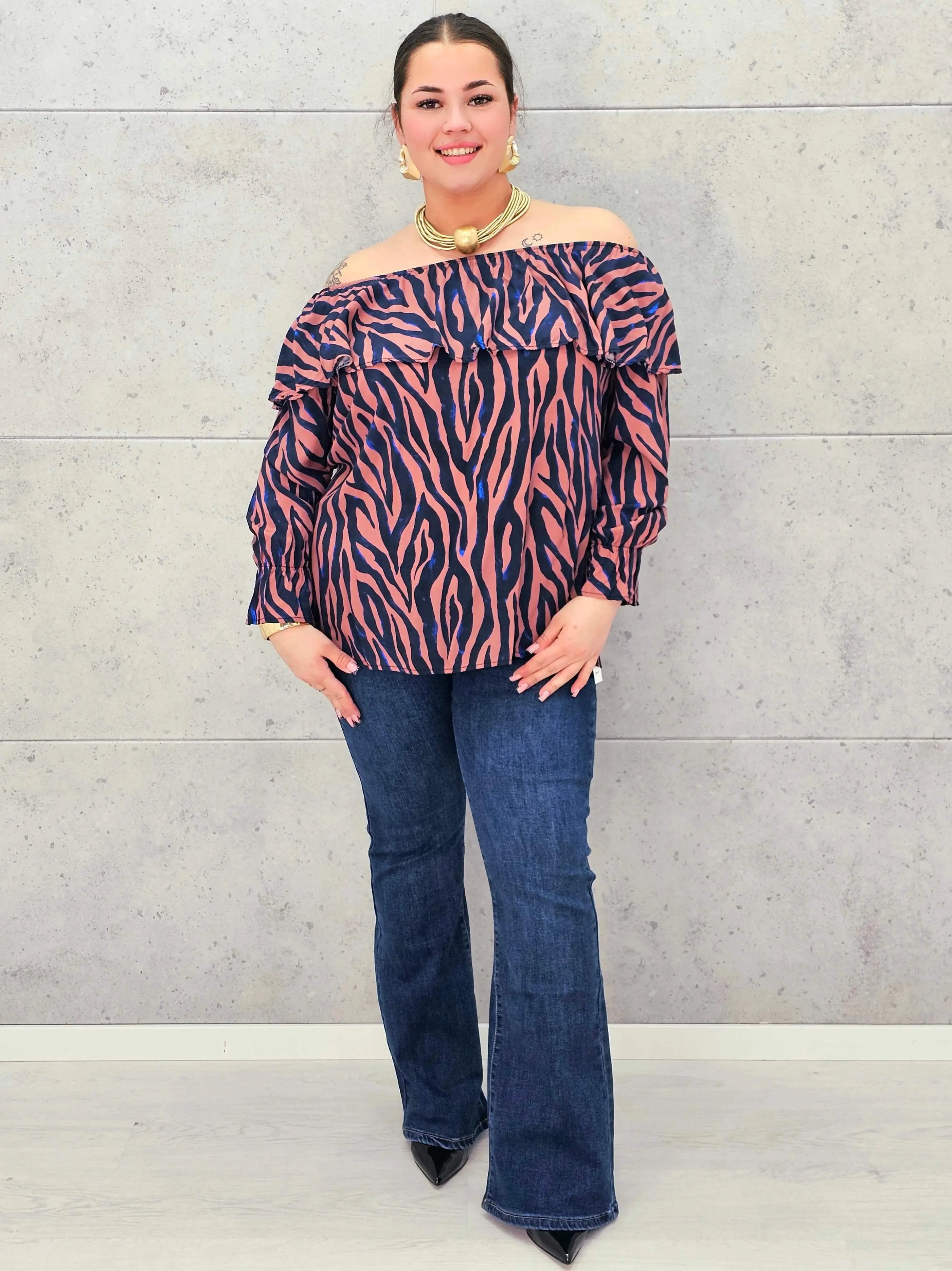 Bluzka plus size hiszpanka w kolorowy print – modna propozycja dla kobiet XXL Stylowa XL