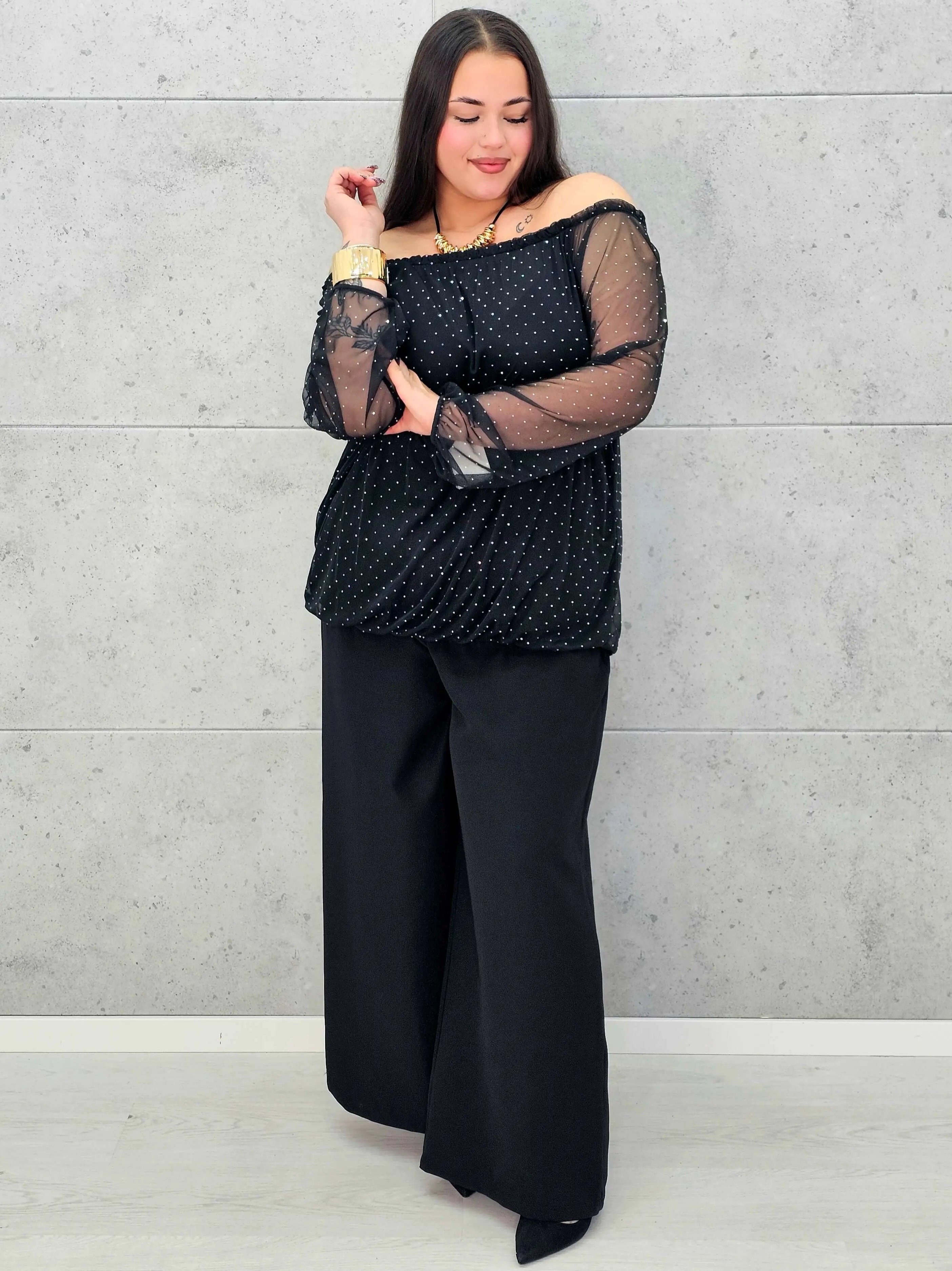 Bluzka plus size hiszpanka z tiulu w kropeczki – kobiecy urok i lekkość Stylowa XL Stylowa XL