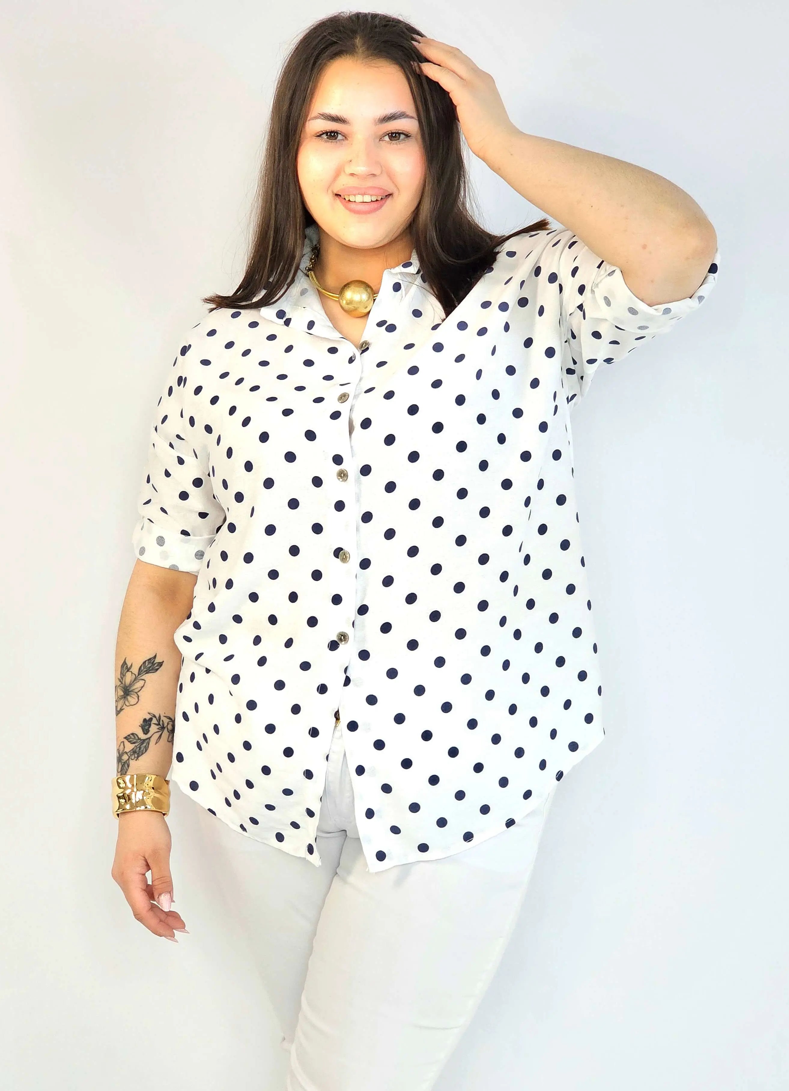 Bluzka plus size koszulowa w grochy – wygodna bluzka XXL Stylowa XL