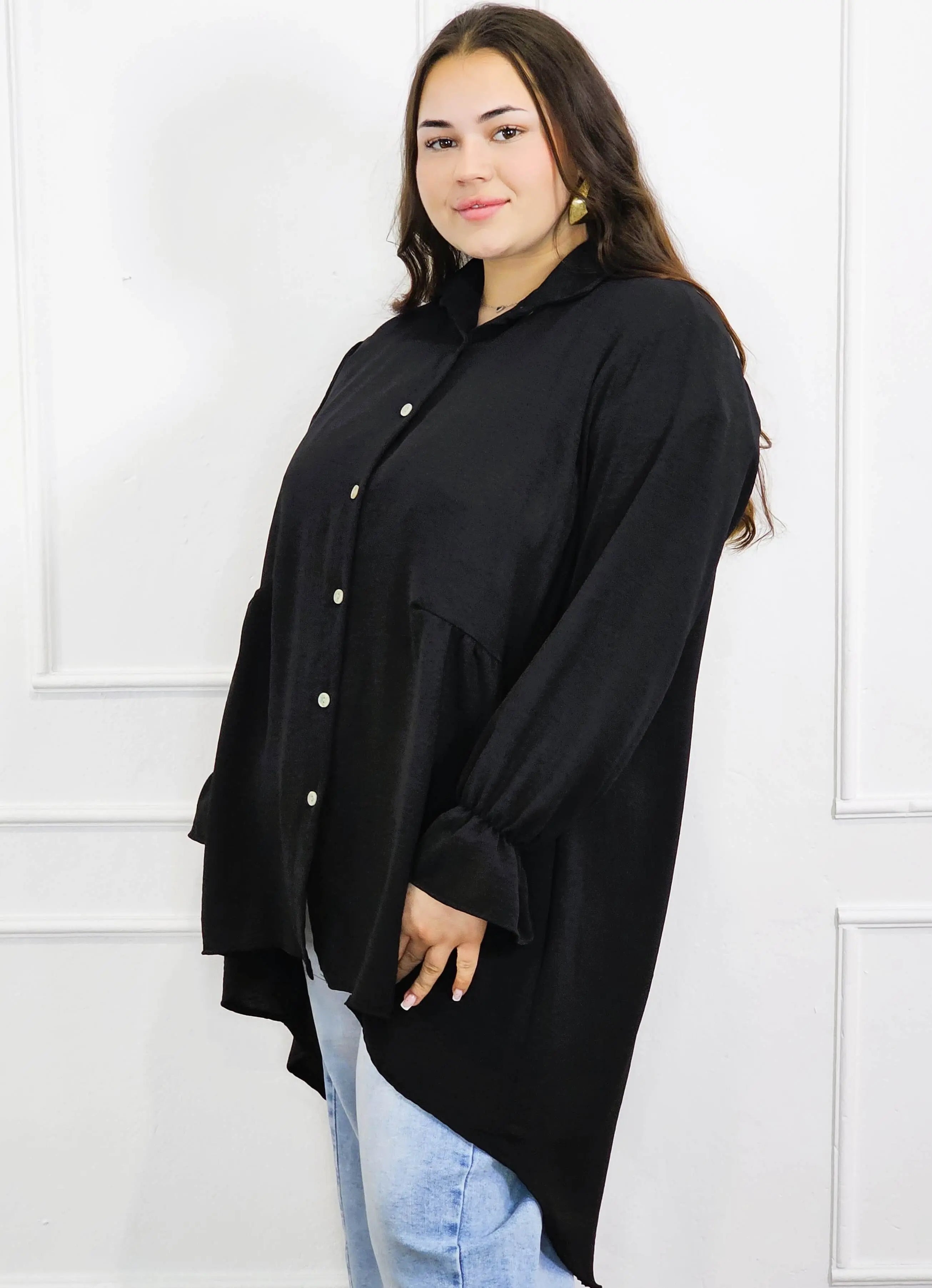 Bluzka plus size koszulowa z dłuższym tyłem – lekka, oversize, na guziki XXL Stylowa XL