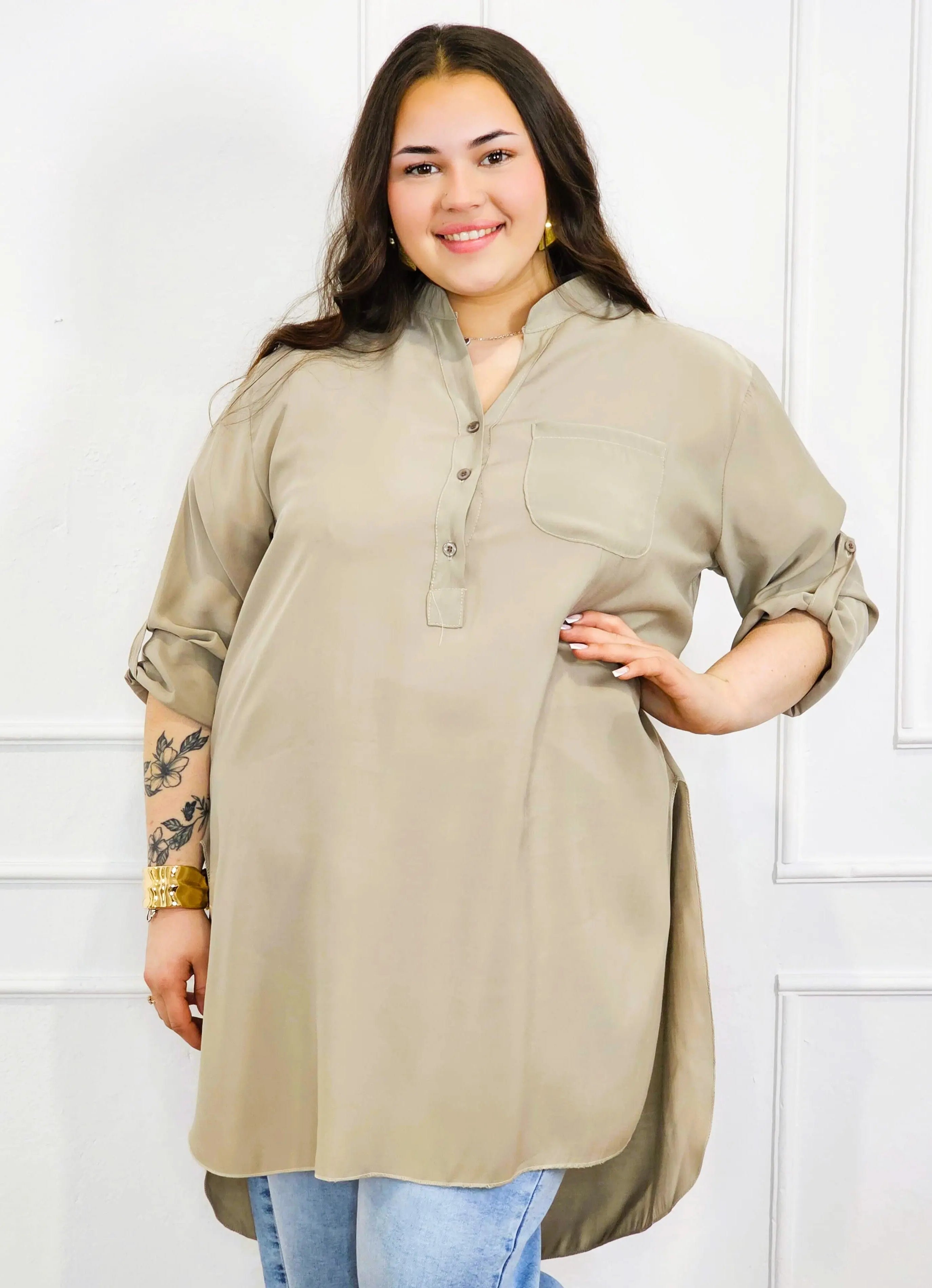 Bluzka plus size koszulowa z dłuższym tyłem – luźny fason XXL Stylowa XL