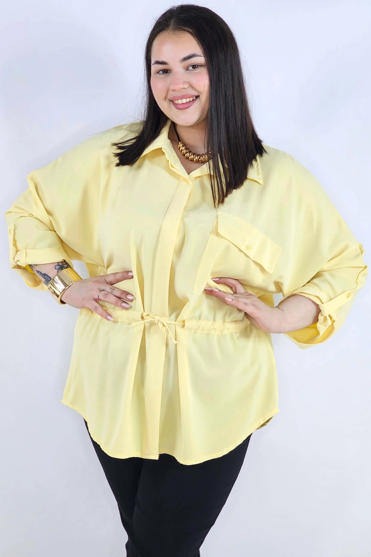 Bluzka plus size koszulowa z kołnierzykiem – elegancka bluzka damska XXL z wiązaniem Stylowa XL