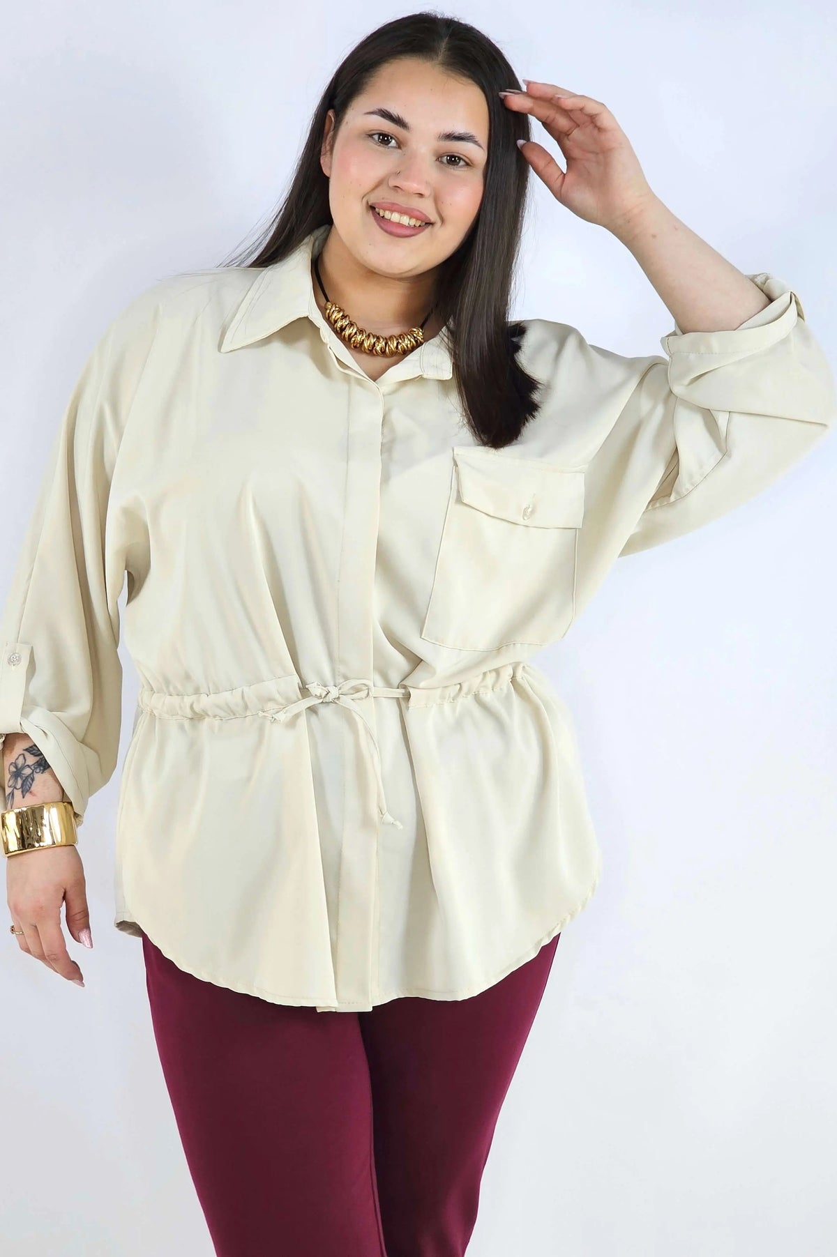 Bluzka plus size koszulowa z kołnierzykiem – elegancka bluzka damska XXL z wiązaniem Stylowa XL