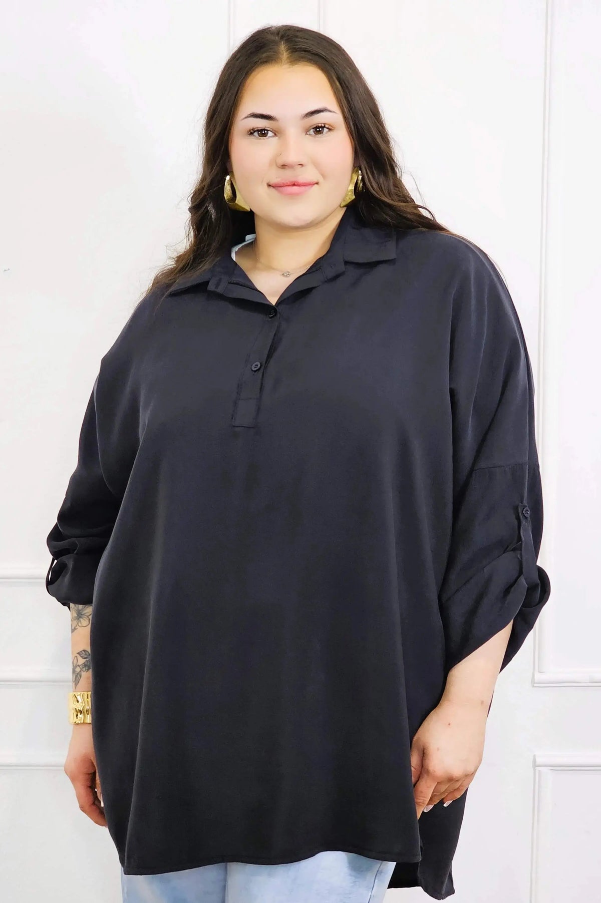 Bluzka plus size koszulowa z kołnierzykiem – luźny fason oversize z dłuższym tyłem Stylowa XL