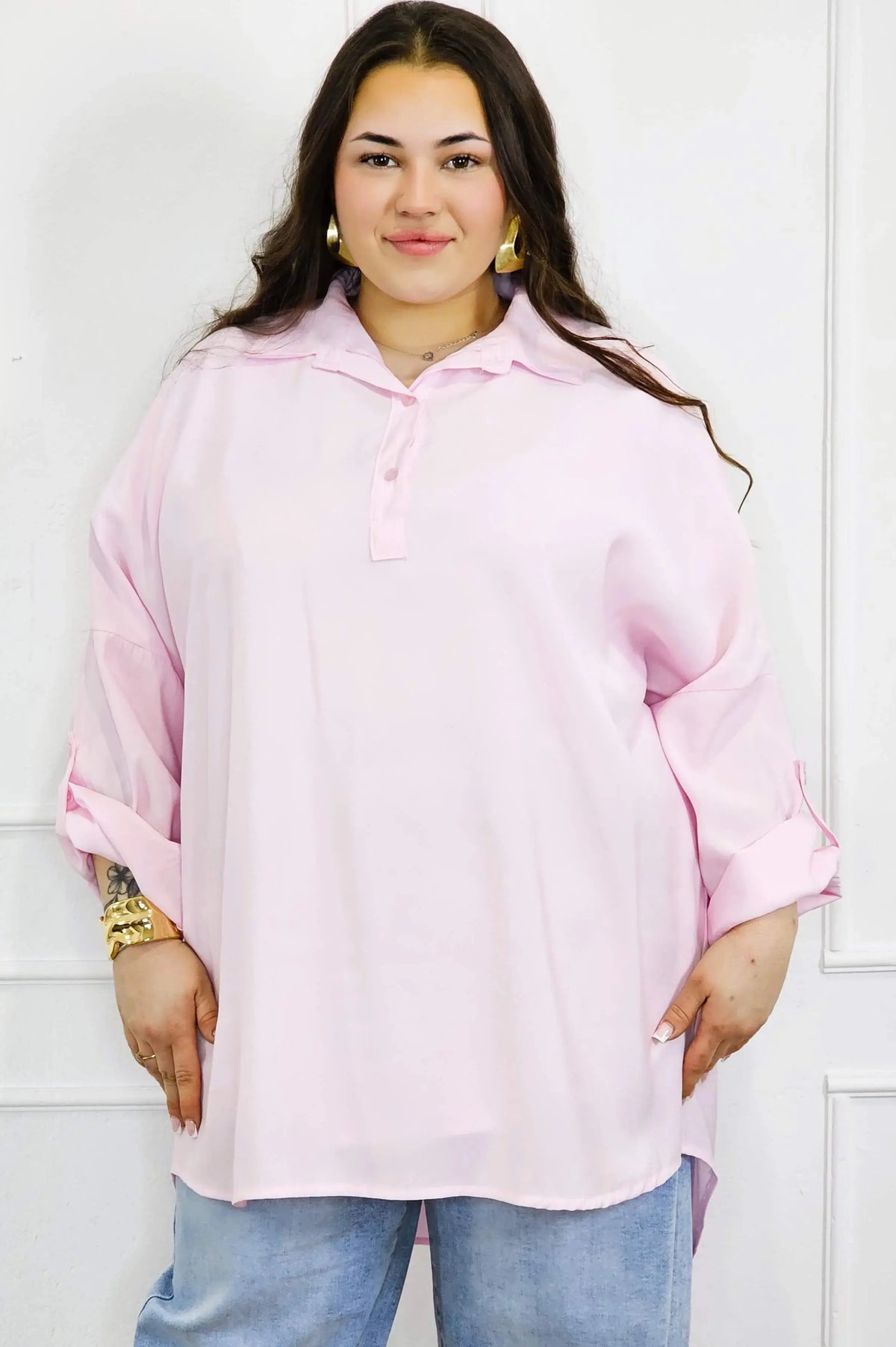 Bluzka plus size koszulowa z kołnierzykiem – luźny fason oversize z dłuższym tyłem Stylowa XL