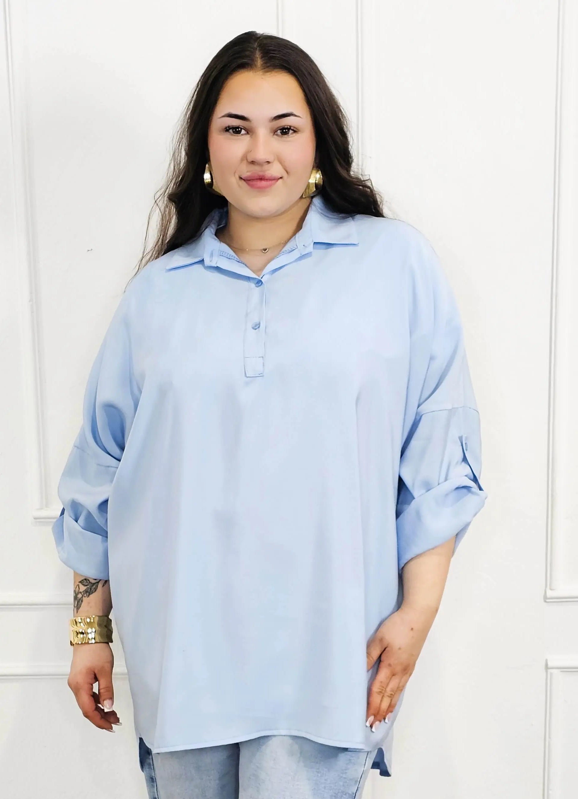 Bluzka plus size koszulowa z kołnierzykiem – luźny fason oversize z dłuższym tyłem Stylowa XL