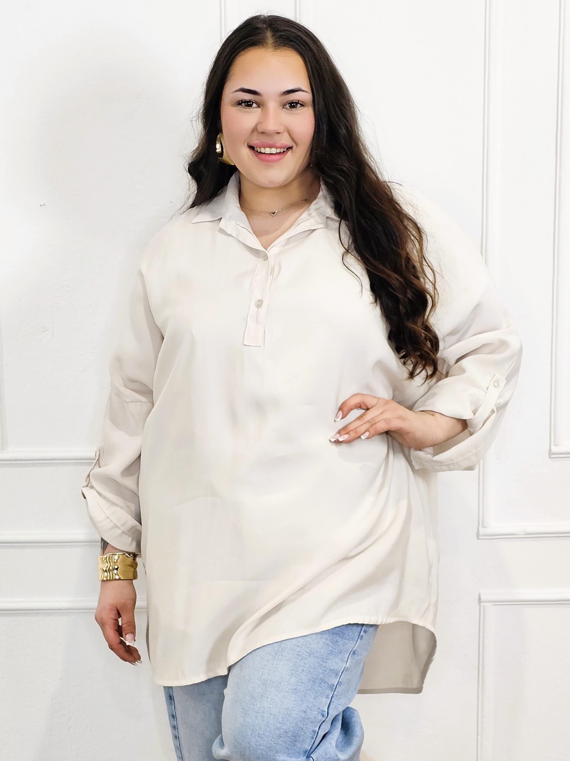 Bluzka plus size koszulowa z kołnierzykiem – luźny fason oversize z dłuższym tyłem Stylowa XL