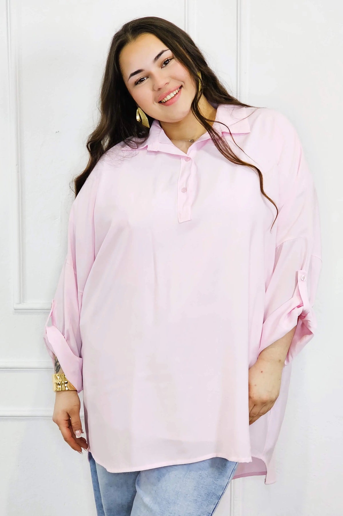 Bluzka plus size koszulowa z kołnierzykiem – luźny fason oversize z dłuższym tyłem Stylowa XL