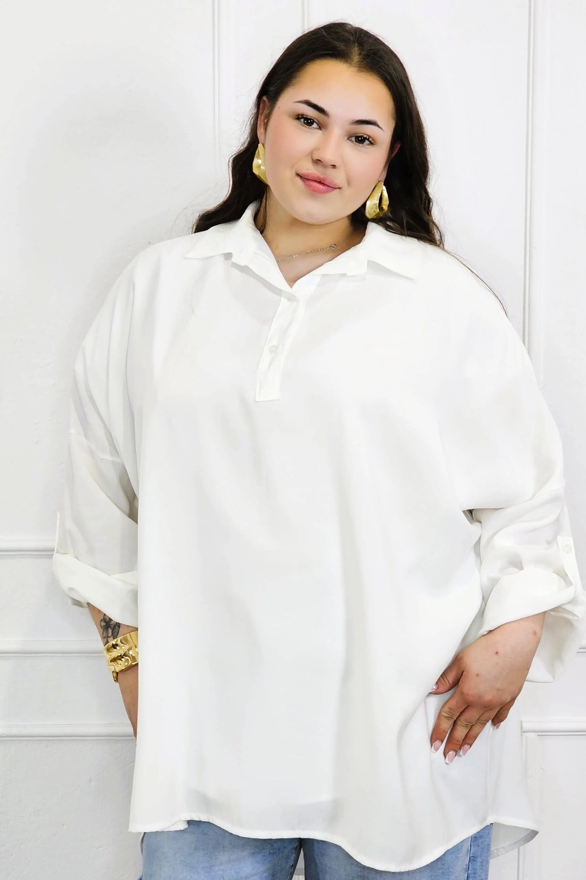 Bluzka plus size koszulowa z kołnierzykiem – luźny fason oversize z dłuższym tyłem Stylowa XL