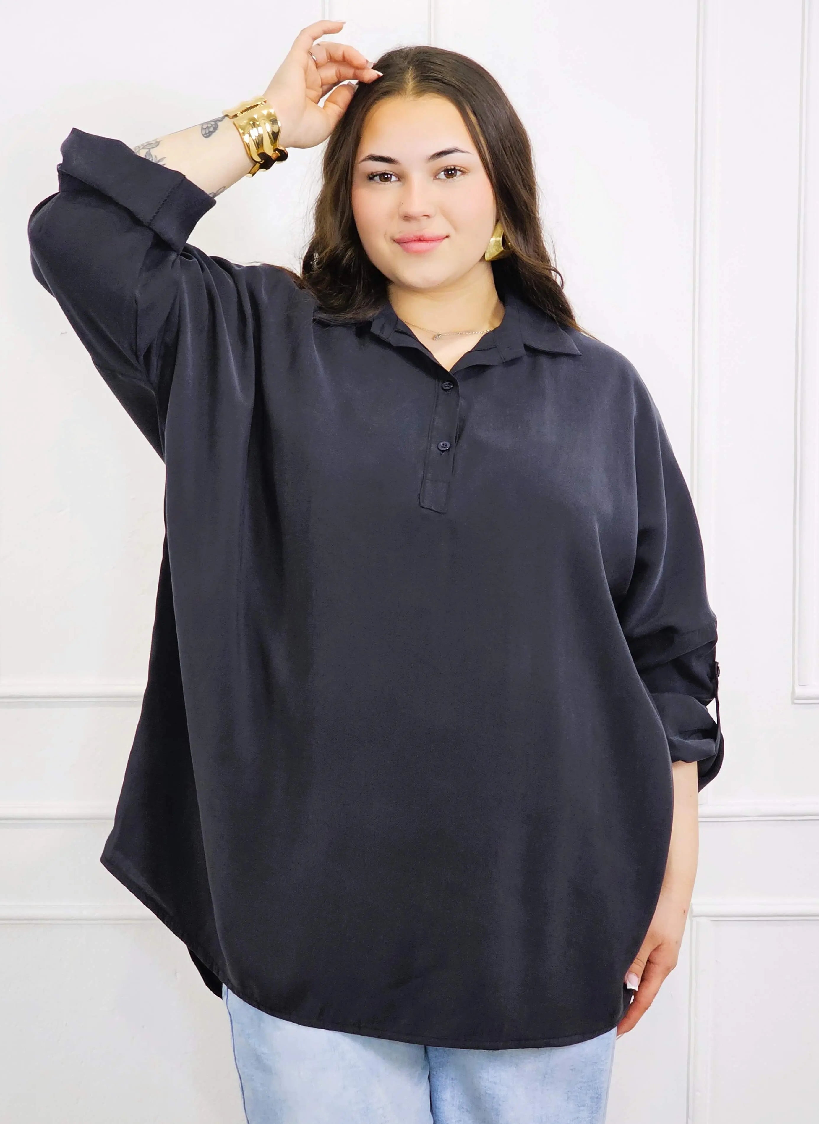 Bluzka plus size koszulowa z kołnierzykiem – luźny fason oversize z dłuższym tyłem Stylowa XL