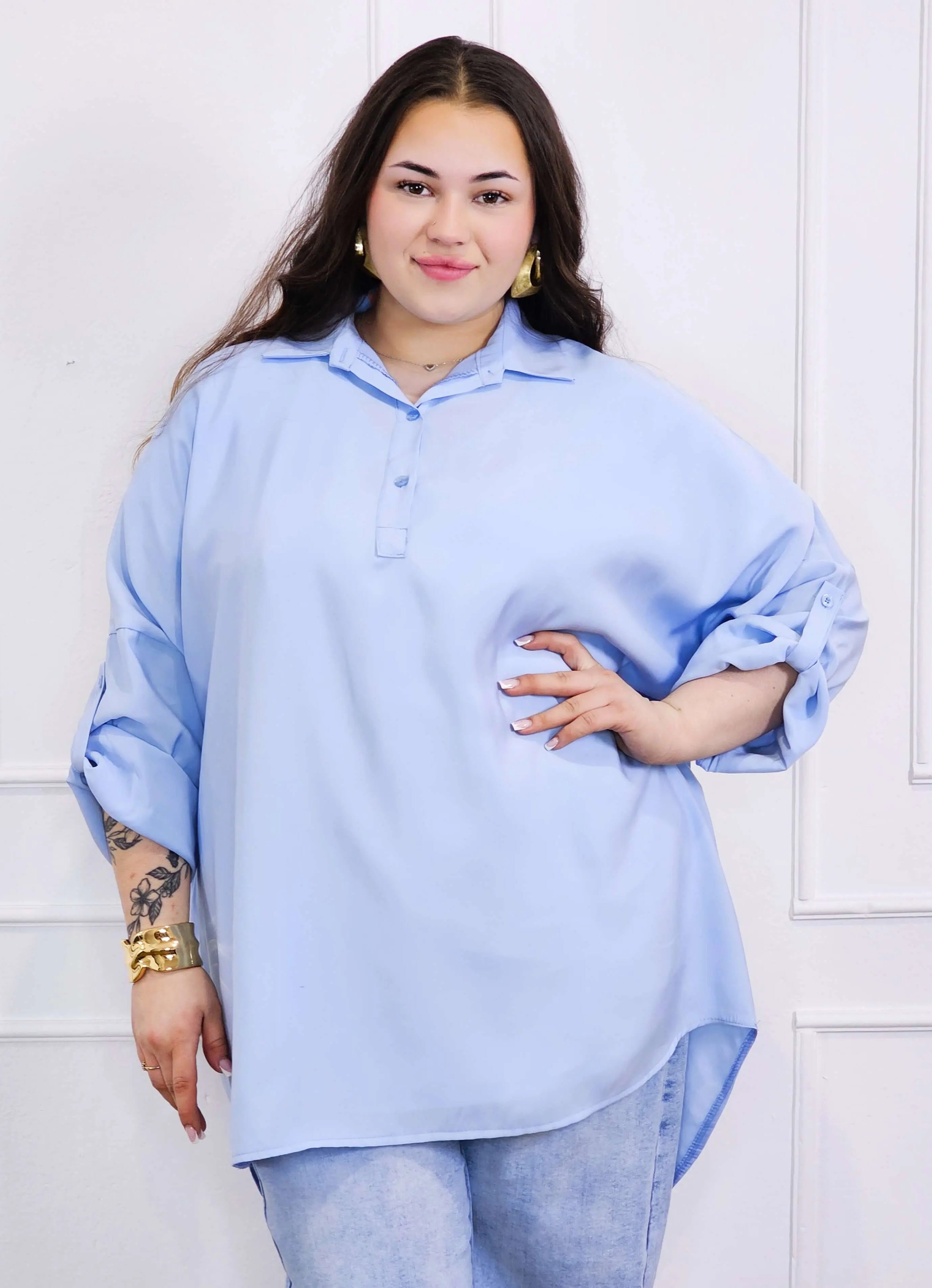 Bluzka plus size koszulowa z kołnierzykiem – luźny fason oversize z dłuższym tyłem Stylowa XL