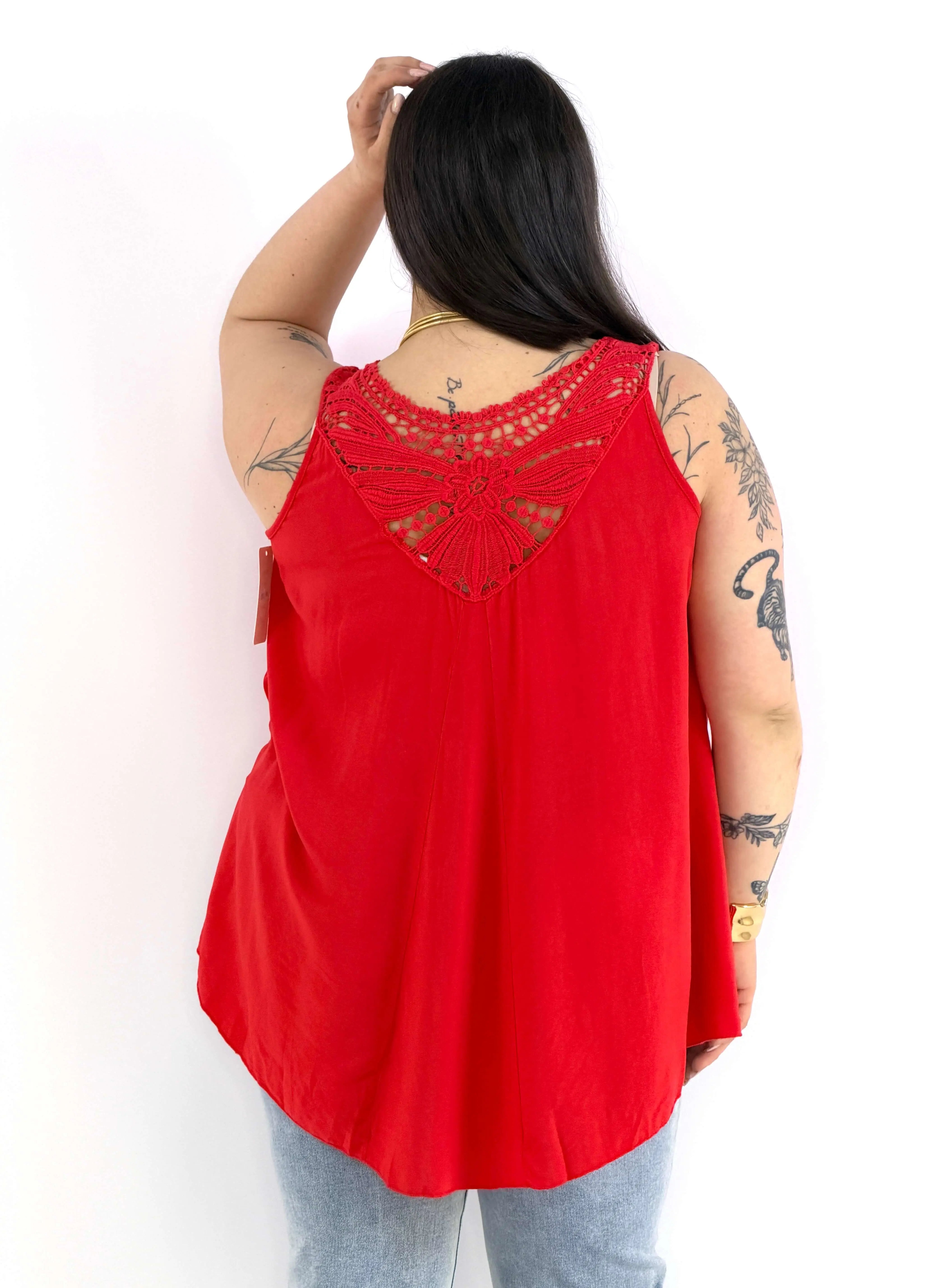 Bluzka plus size na ramiączkach – lekka bluzka XXL z koronką na plecach Stylowa XL
