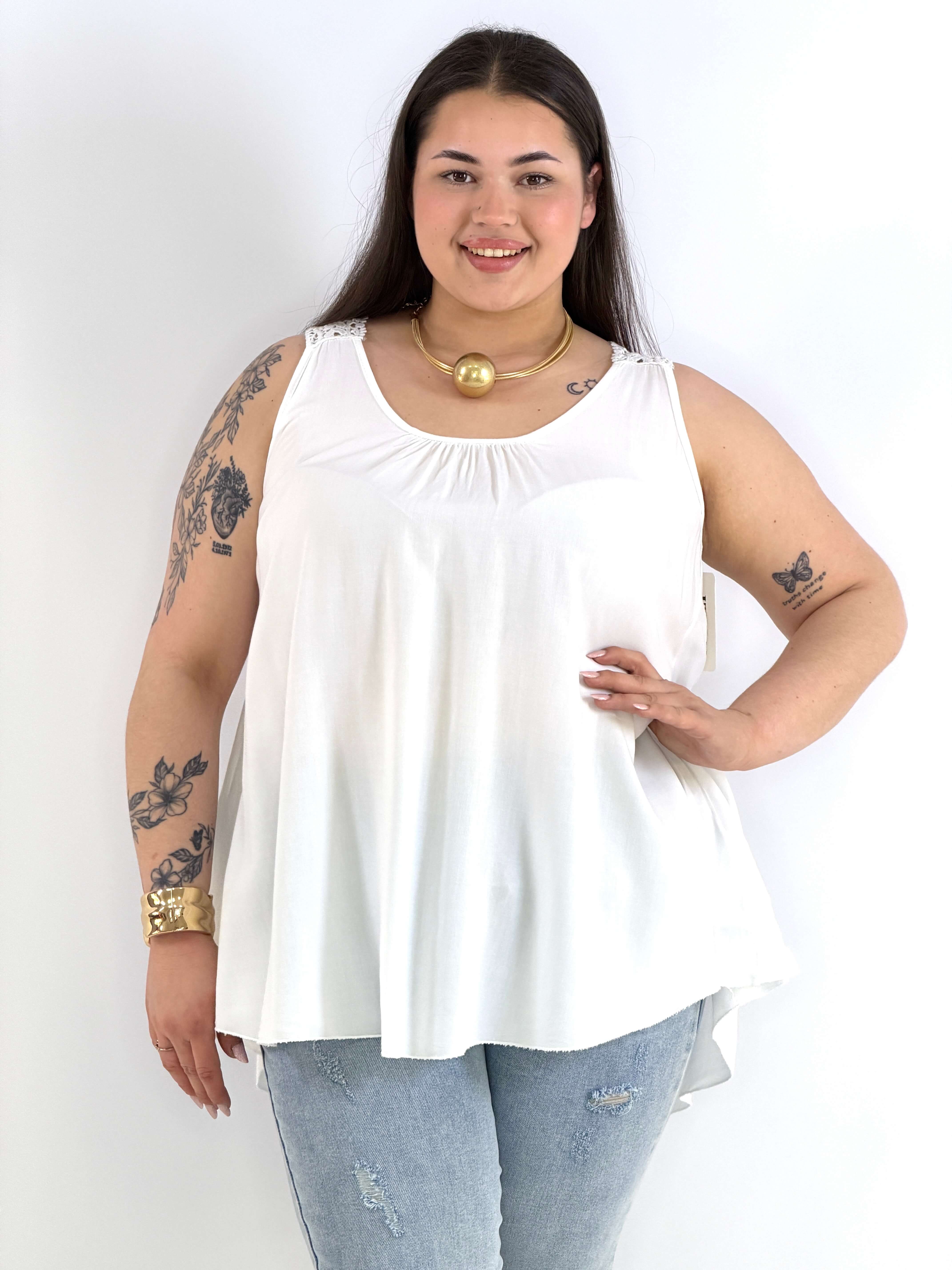 Bluzka plus size na ramiączkach – lekka bluzka XXL z koronką na plecach Stylowa XL