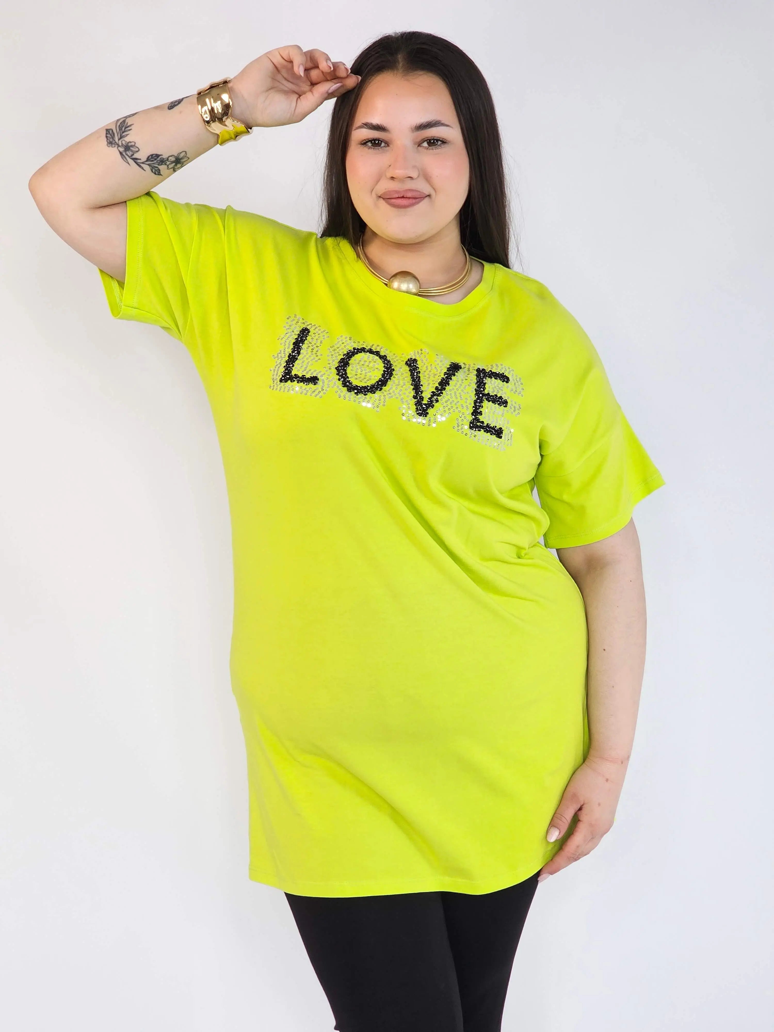 Bluzka plus size neonowa z napisem LOVE – modna tunika XXL dla kobiet Stylowa XL