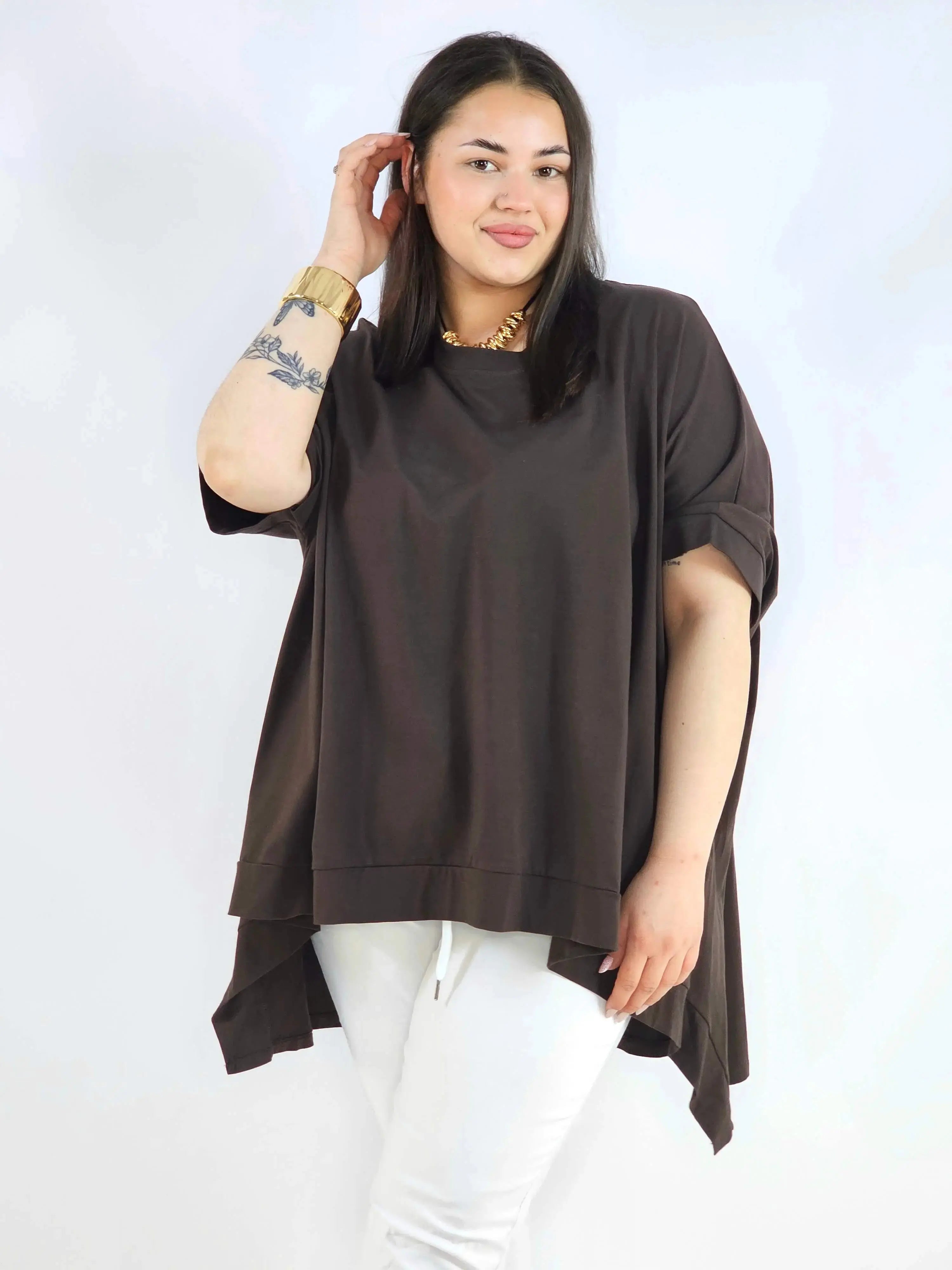 Bluzka plus size oversize z asymetrycznym dołem – wygodna bluzka damska XXL Stylowa XL