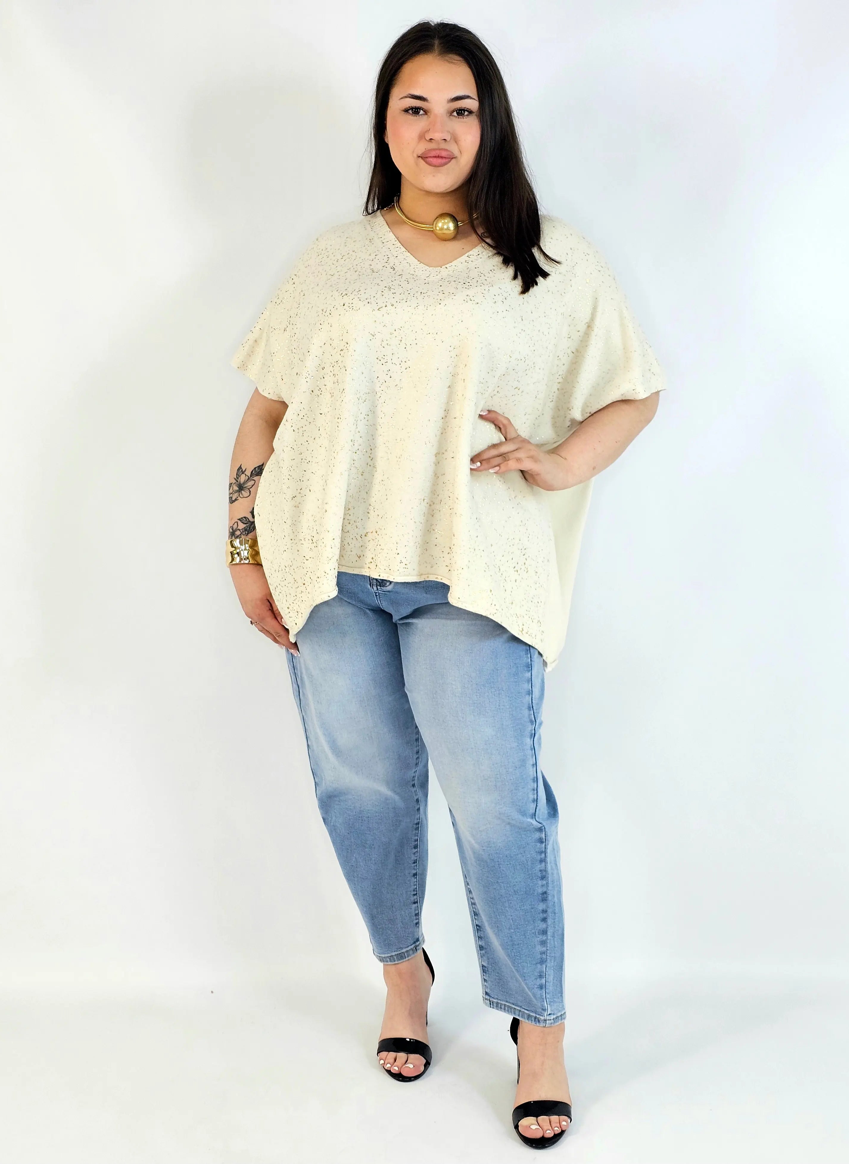 Bluzka plus size sweterkowa ze złotym zdobieniem – elegancka i lekka Stylowa XL