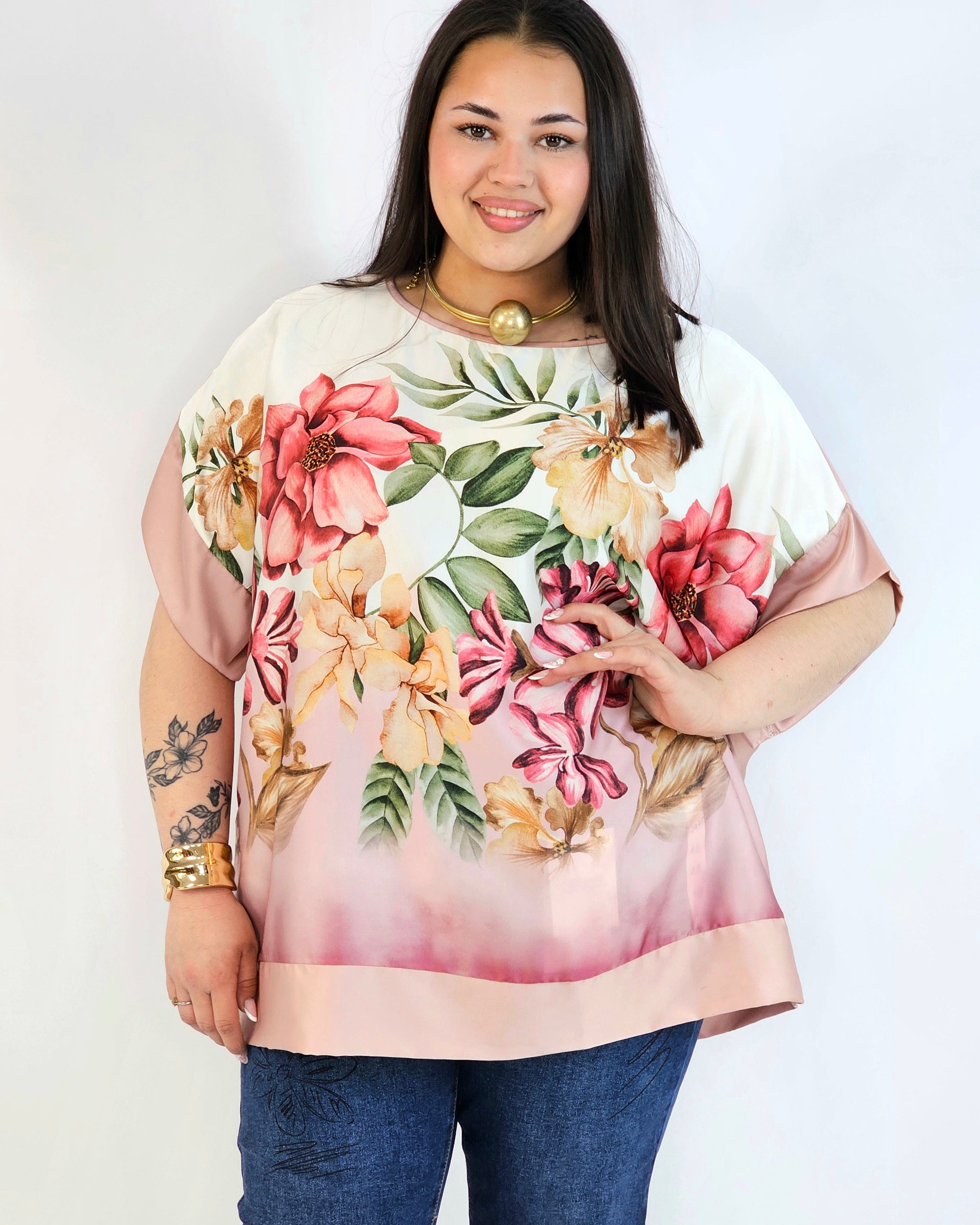 Bluzka plus size w kwiaty – lekka i stylowa bluzka damska Stylowa XL