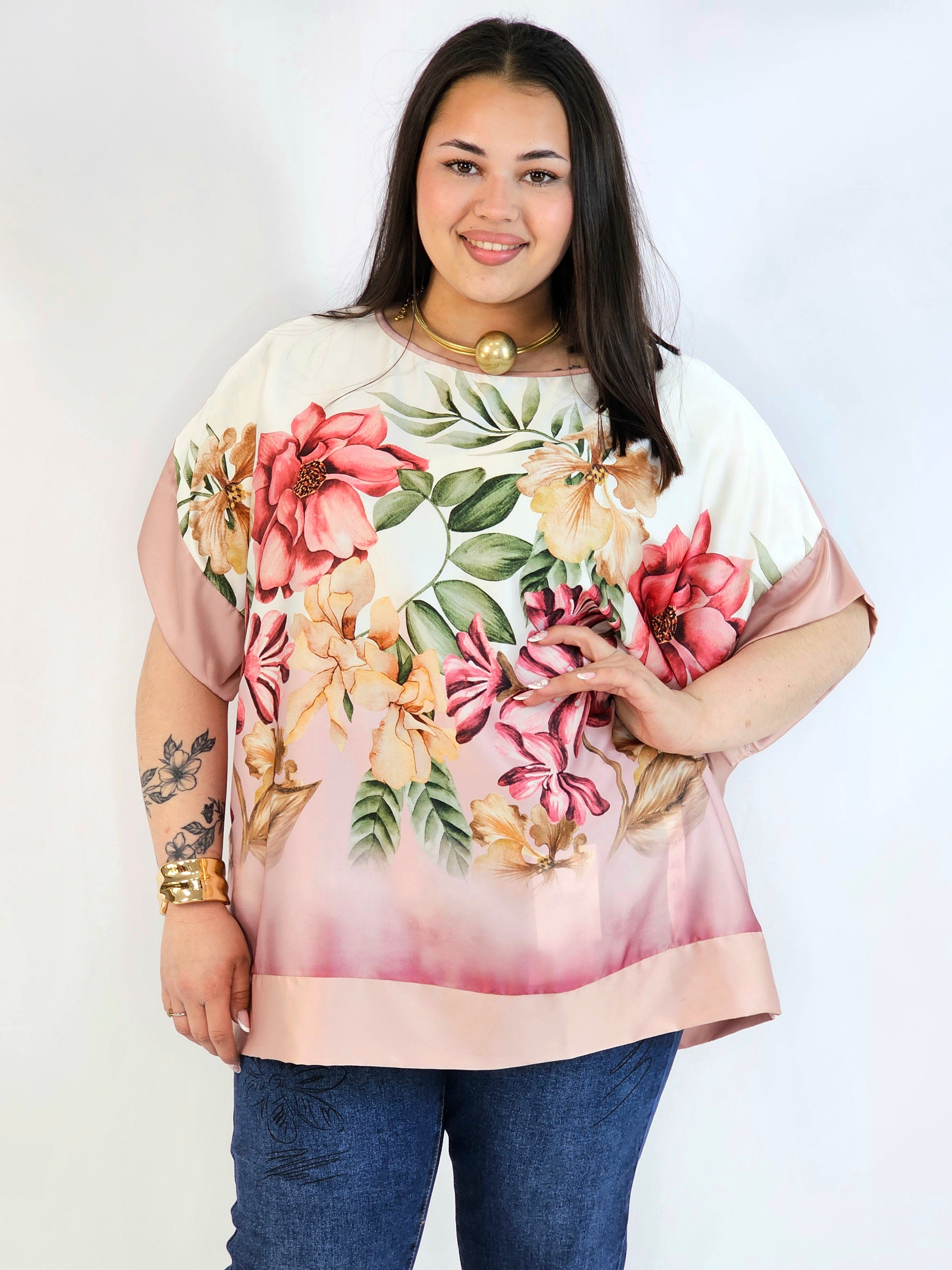 Bluzka plus size w kwiaty – lekka i stylowa bluzka damska Stylowa XL