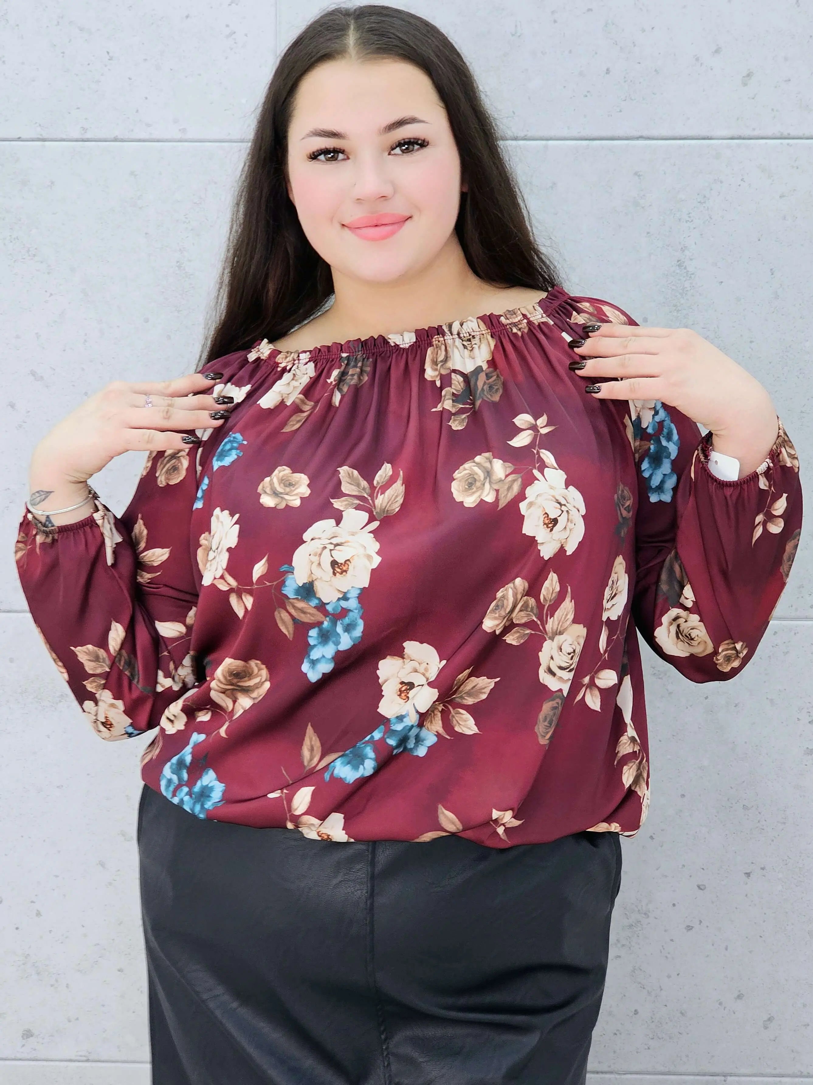 Bluzka hiszpanka bordowa z kwiatowym wzorem – Stylowa XL