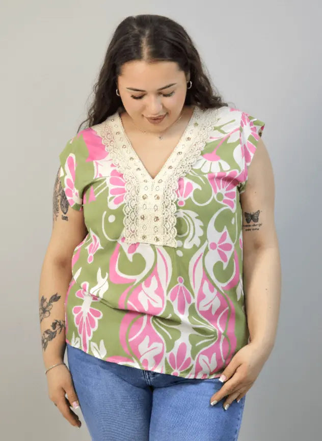 Bluzka plus size z dekoltem V i koronkową aplikacją Stylowa XL