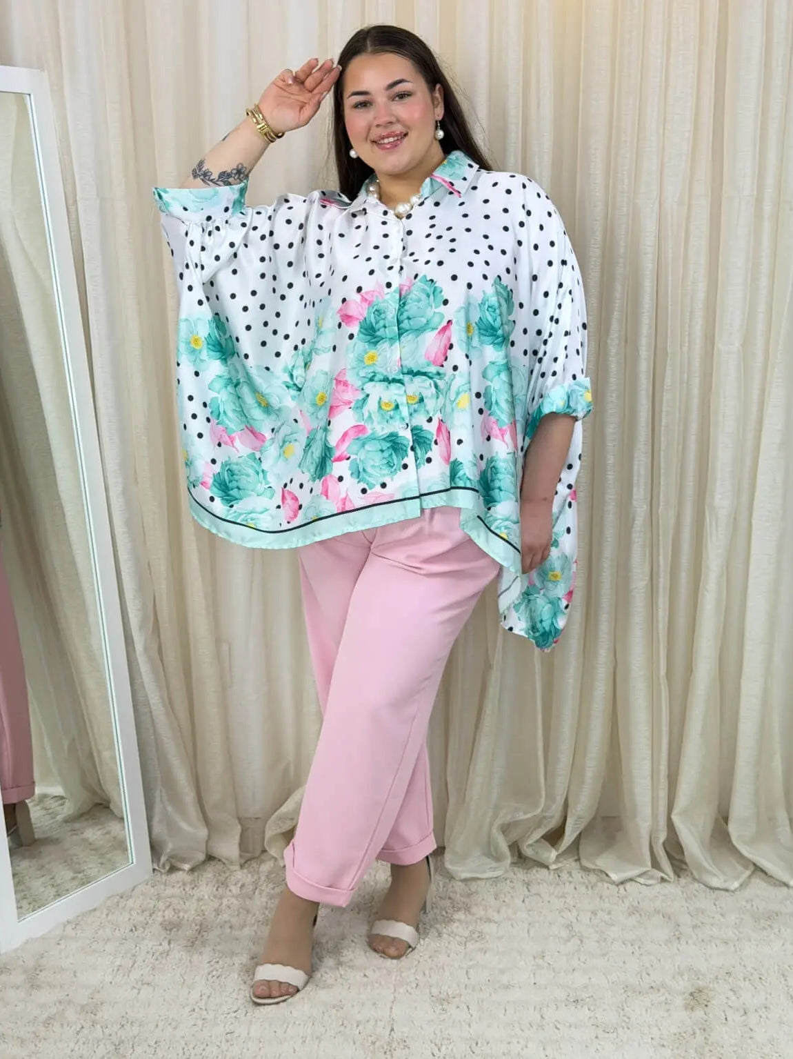 Bluzka plus size z dekoltem V i kwiatowym printem Stylowa XL