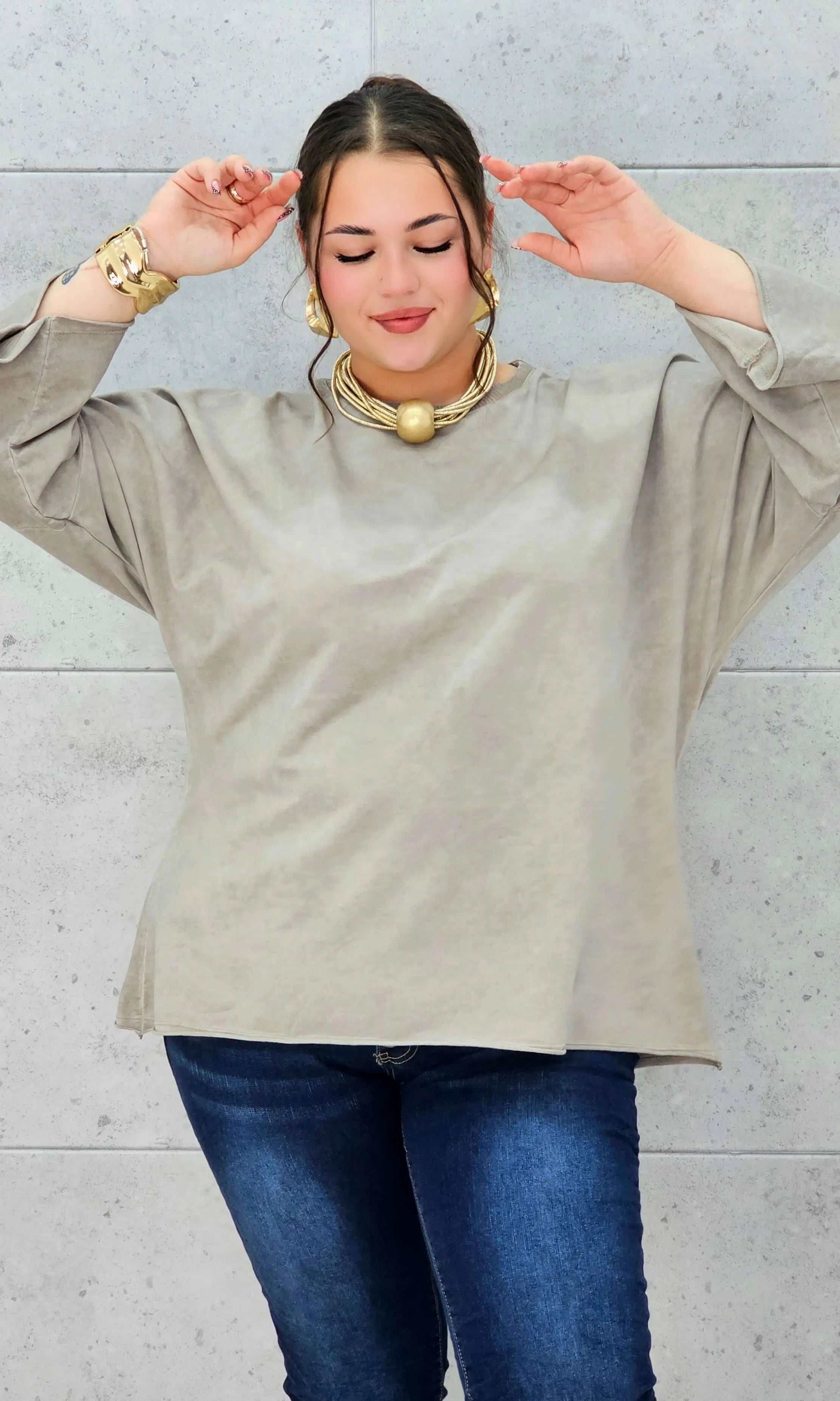 Bluzka plus size z długim rękawem – komfort i styl w jednym Stylowa XL