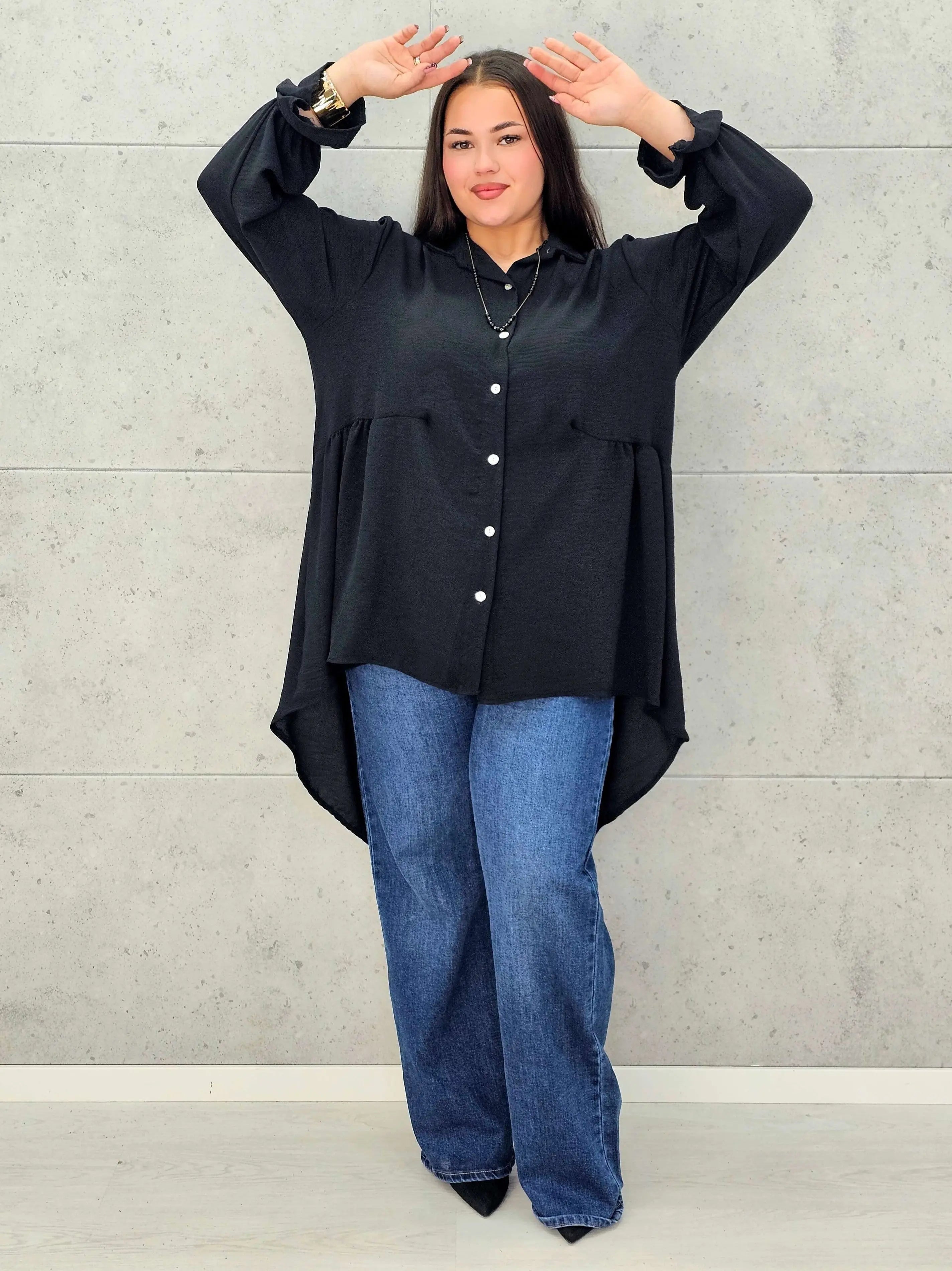 Bluzka plus size z dłuższym tyłem i eleganckim fasonem - Stylowa XL