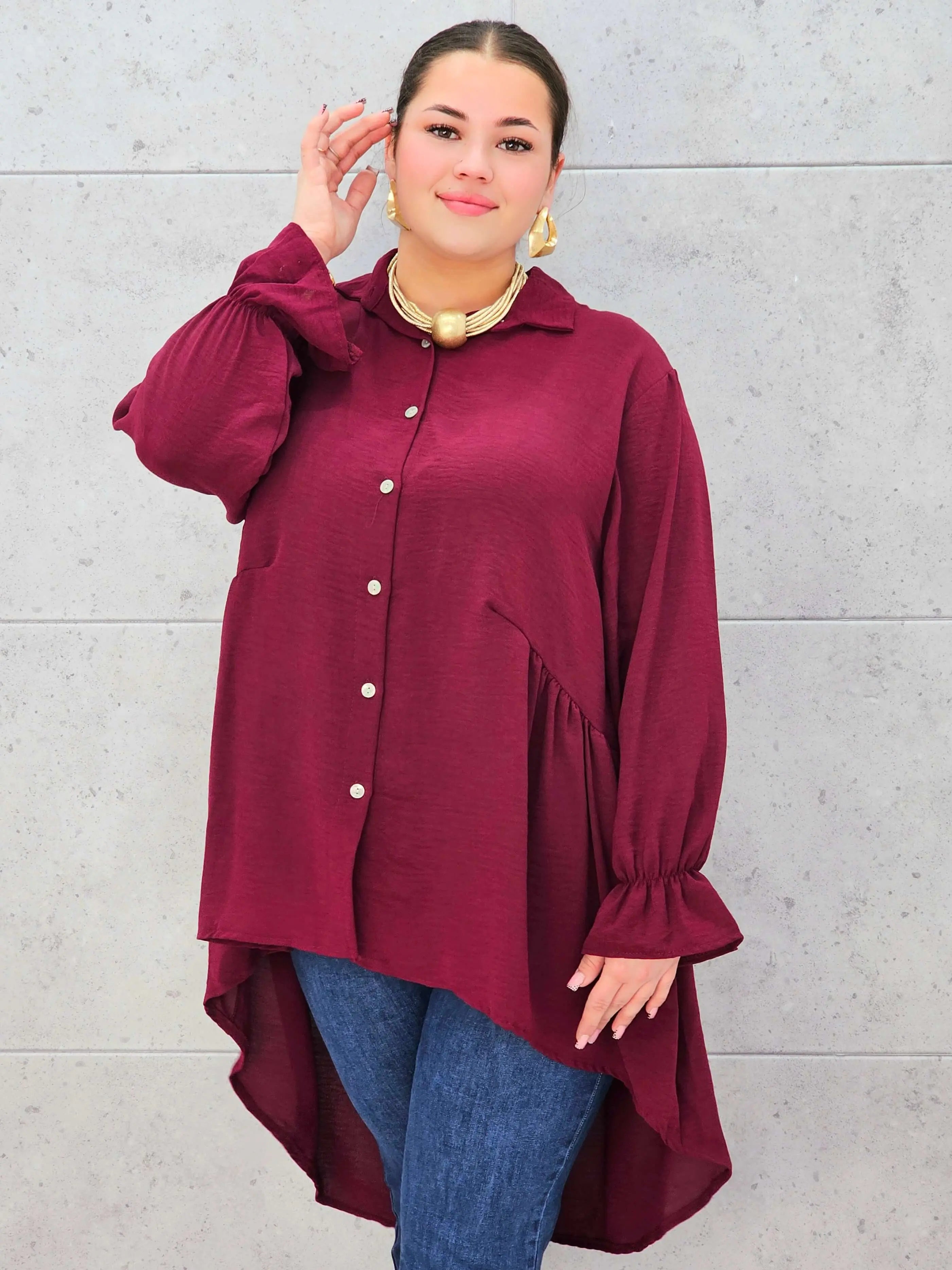 Bluzka plus size z dłuższym tyłem i eleganckim fasonem Stylowa XL