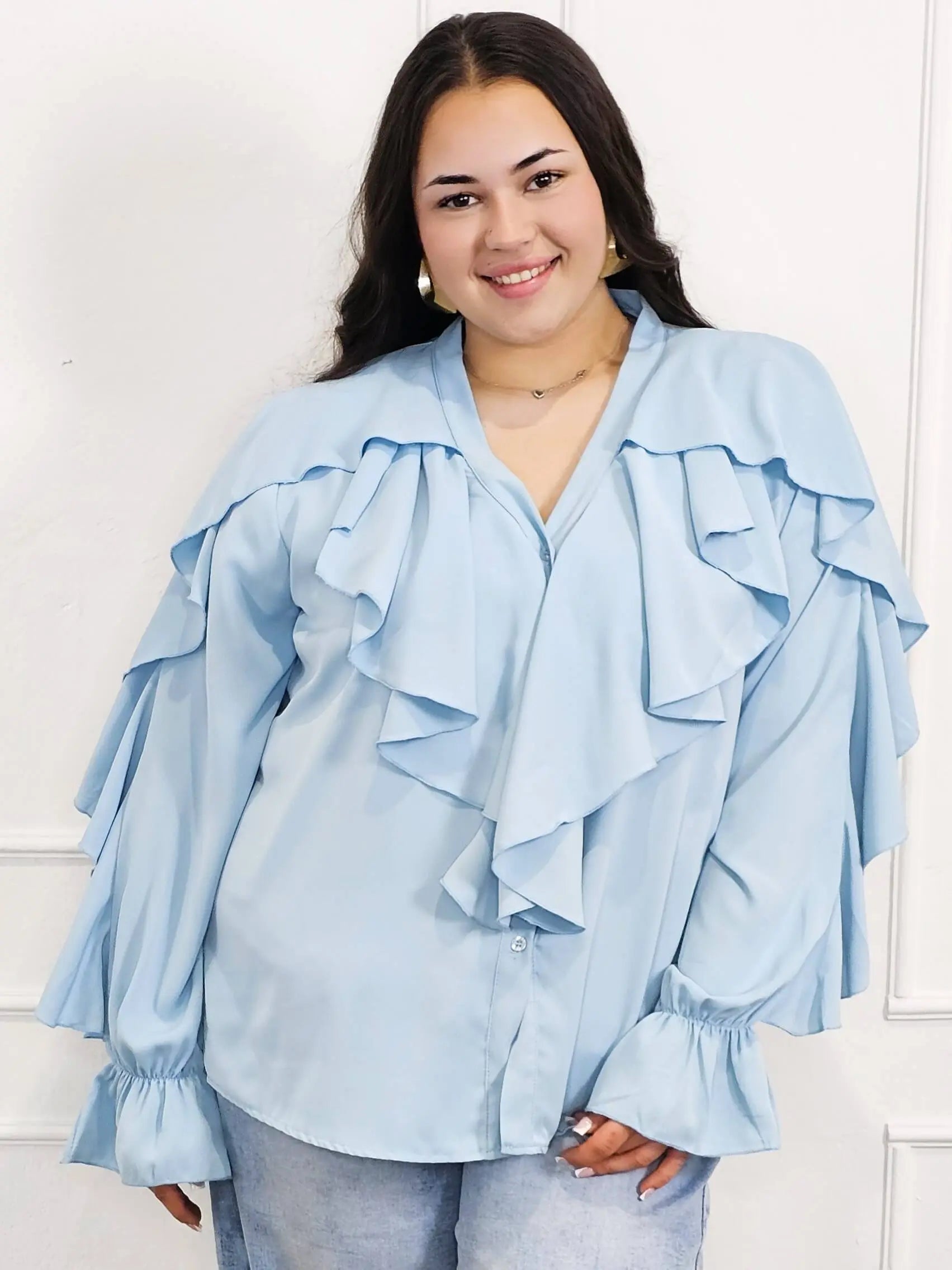 Bluzka plus size z falbanami – romantyczny szyk i wygoda w eleganckim stylu Stylowa XL